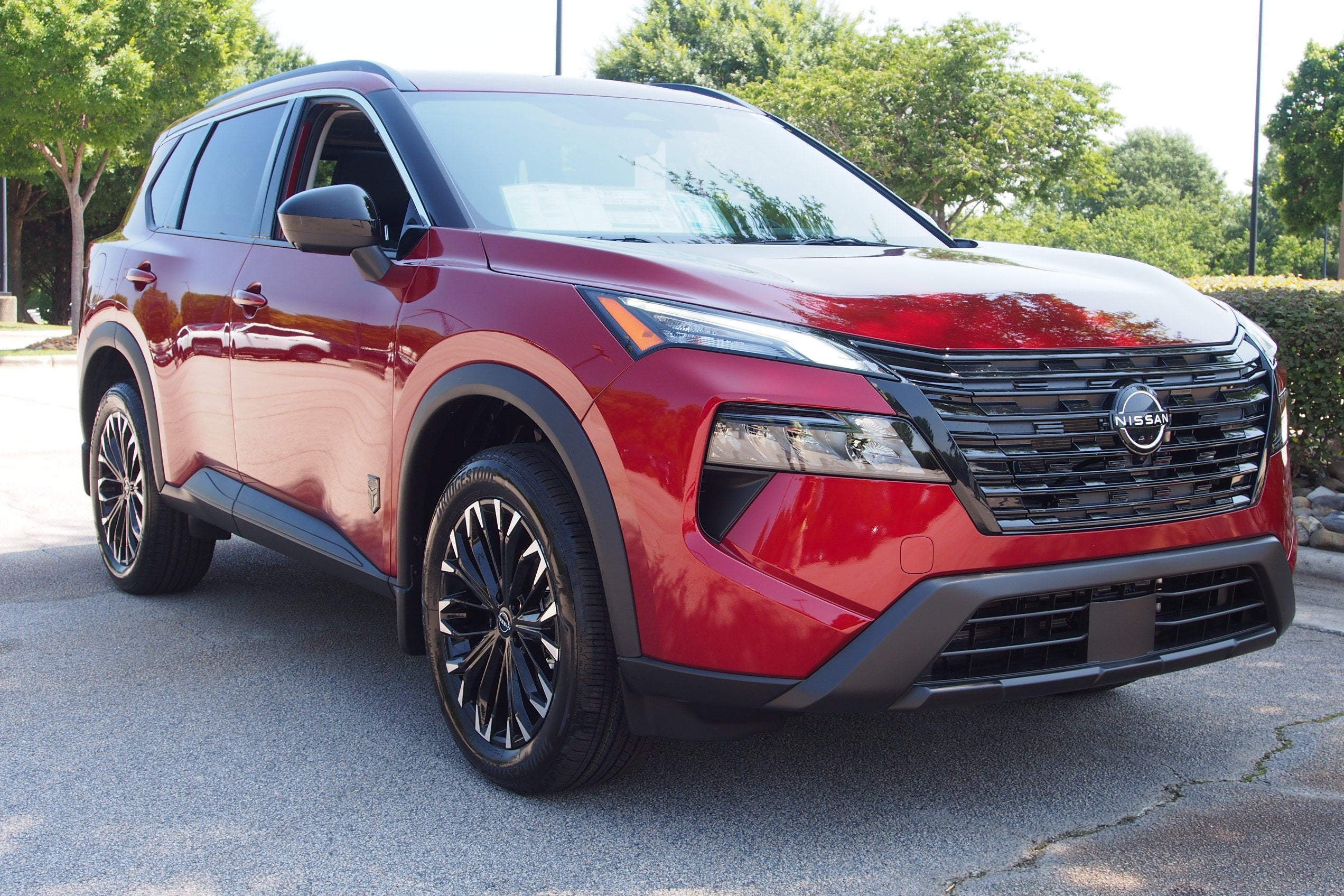 2026 Nissan Rogue Dark Armor
