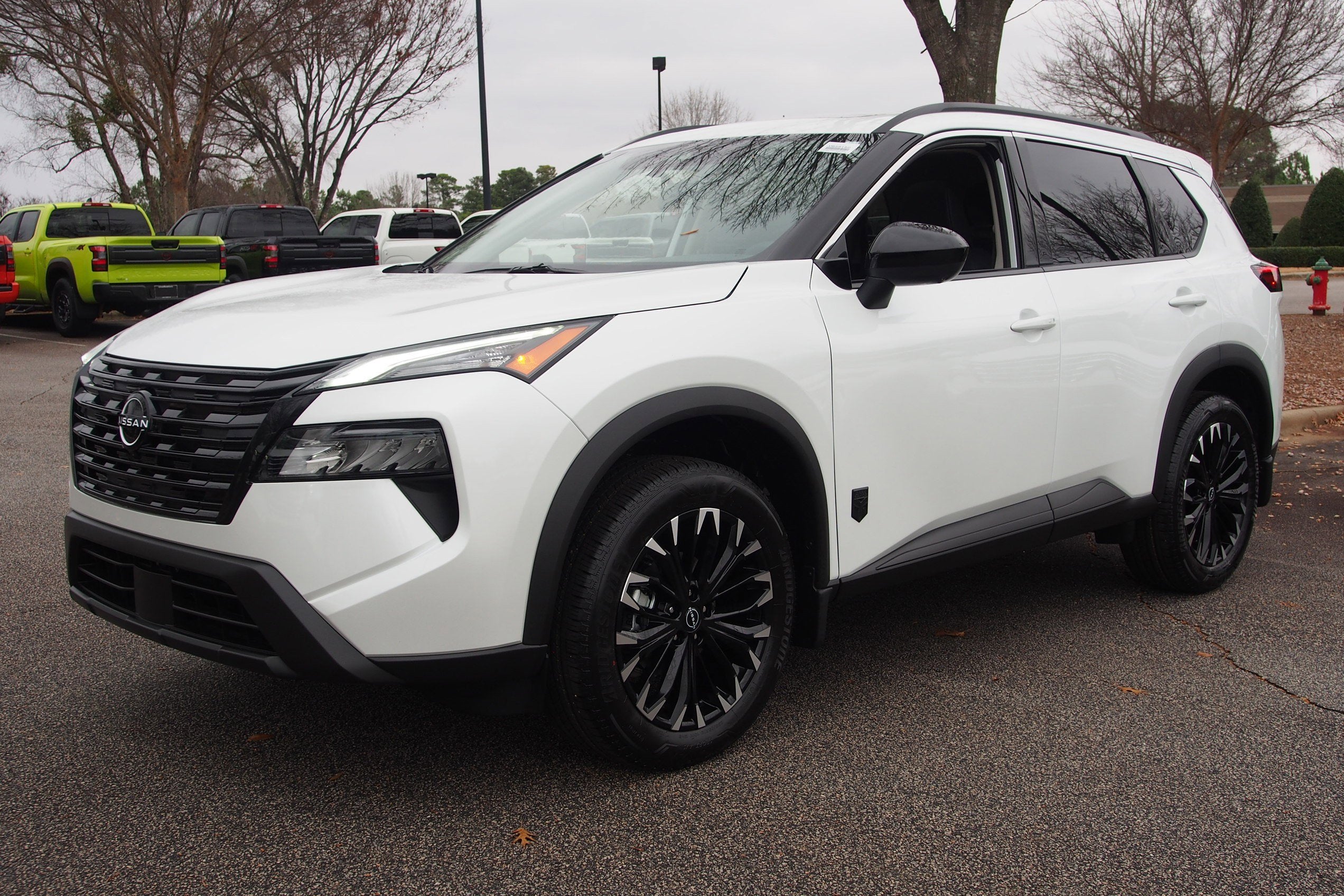 2026 Nissan Rogue Dark Armor