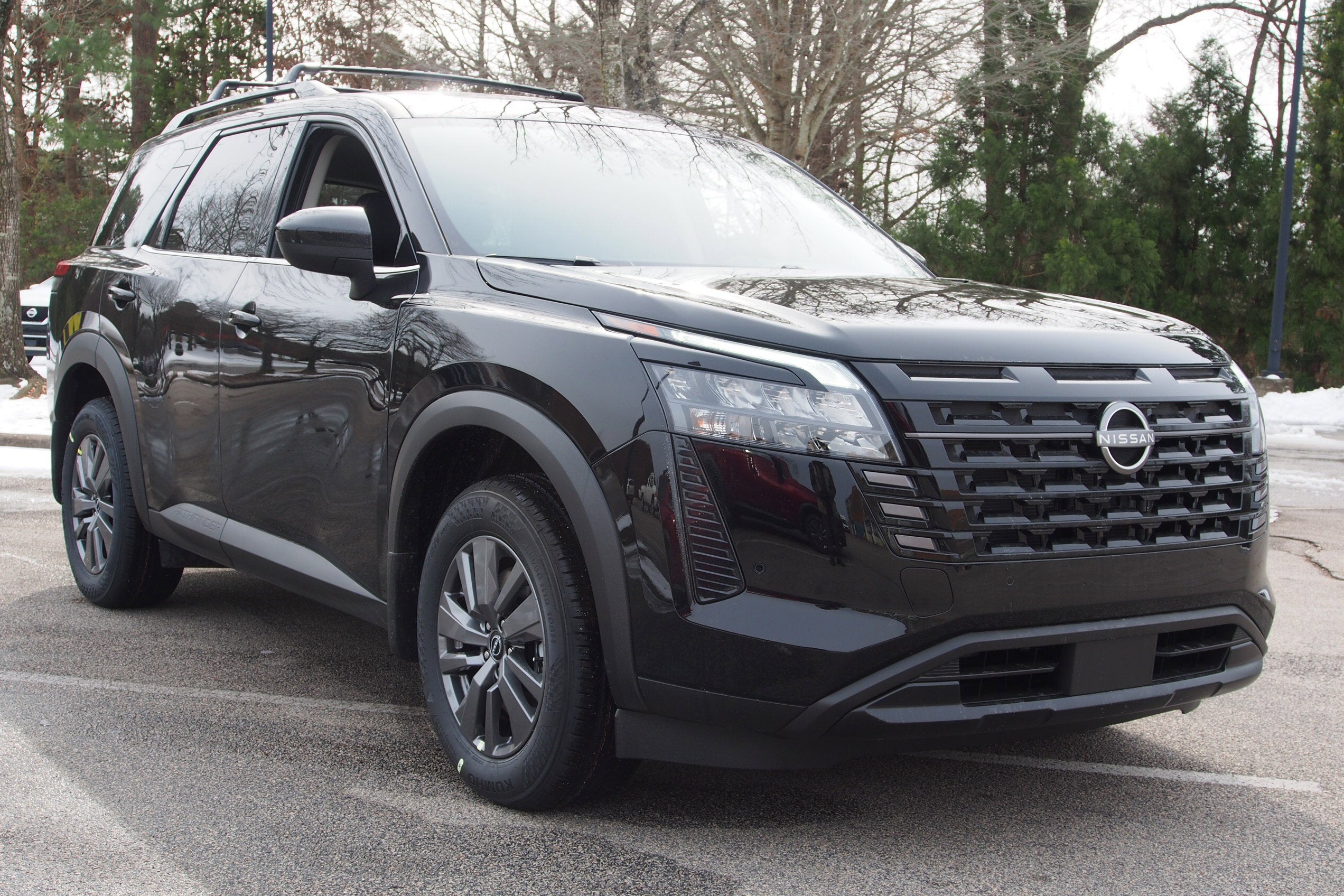 2026 Nissan Pathfinder SV