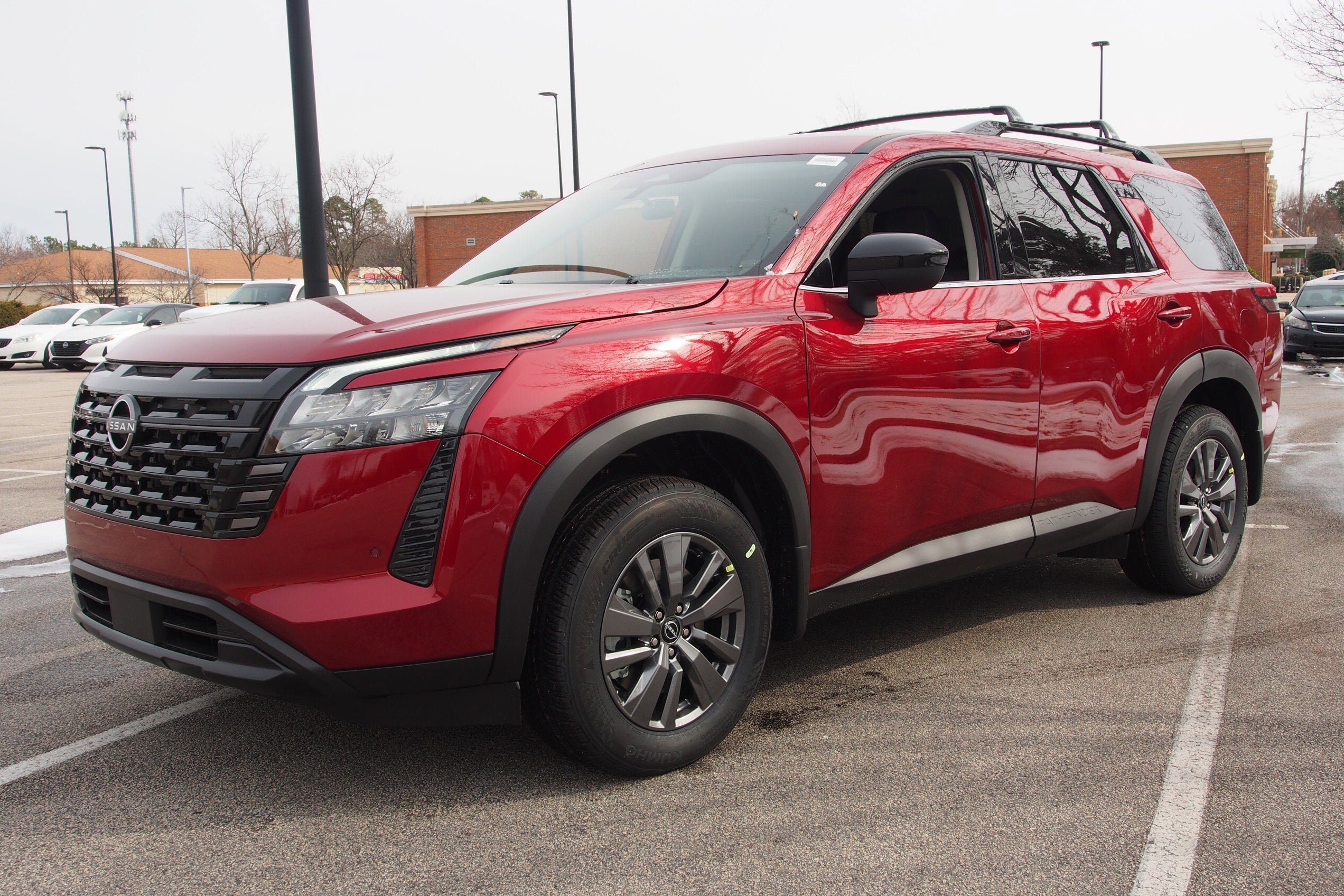 2026 Nissan Pathfinder SV