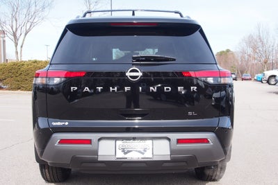 2026 Nissan Pathfinder SL