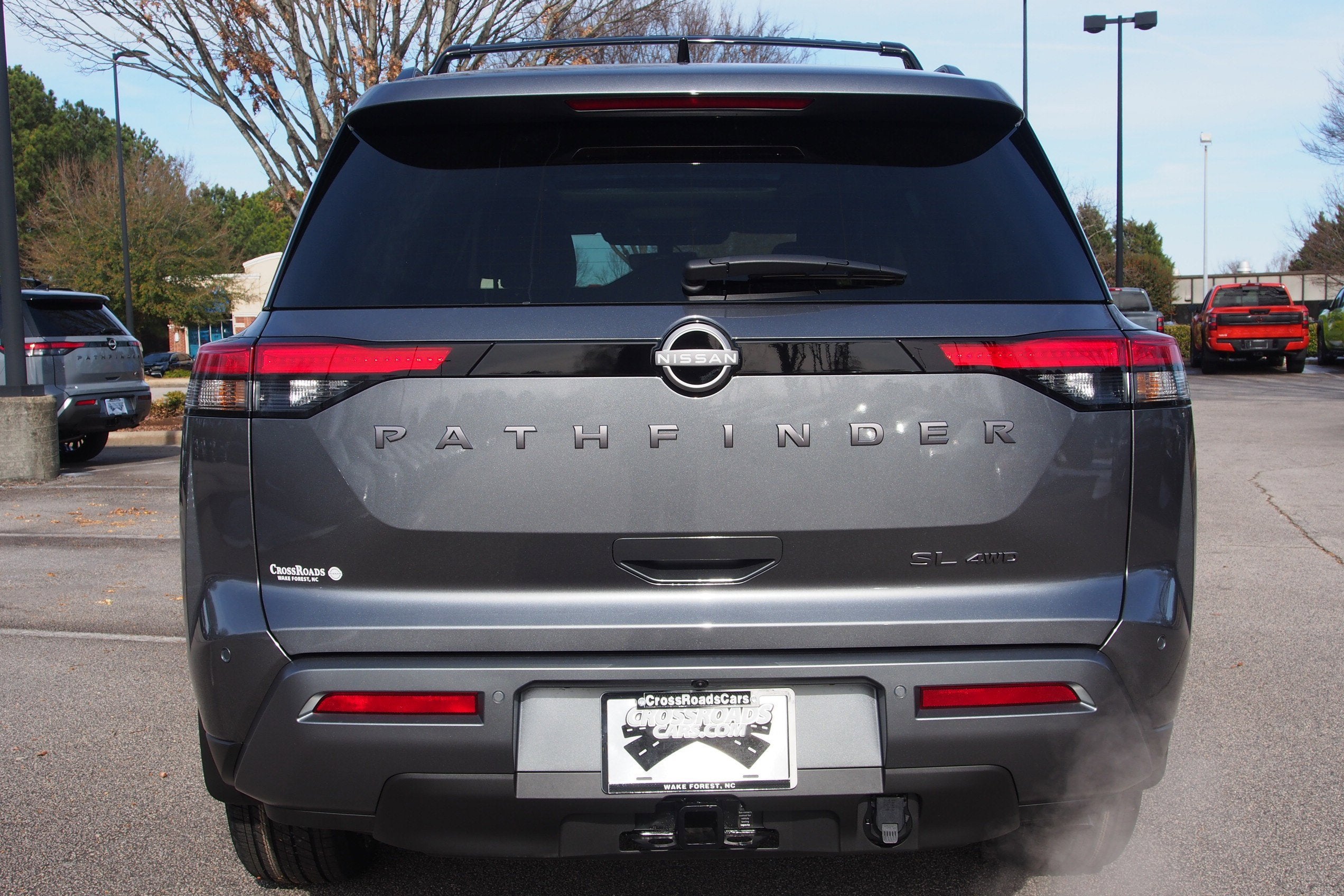 2026 Nissan Pathfinder SL