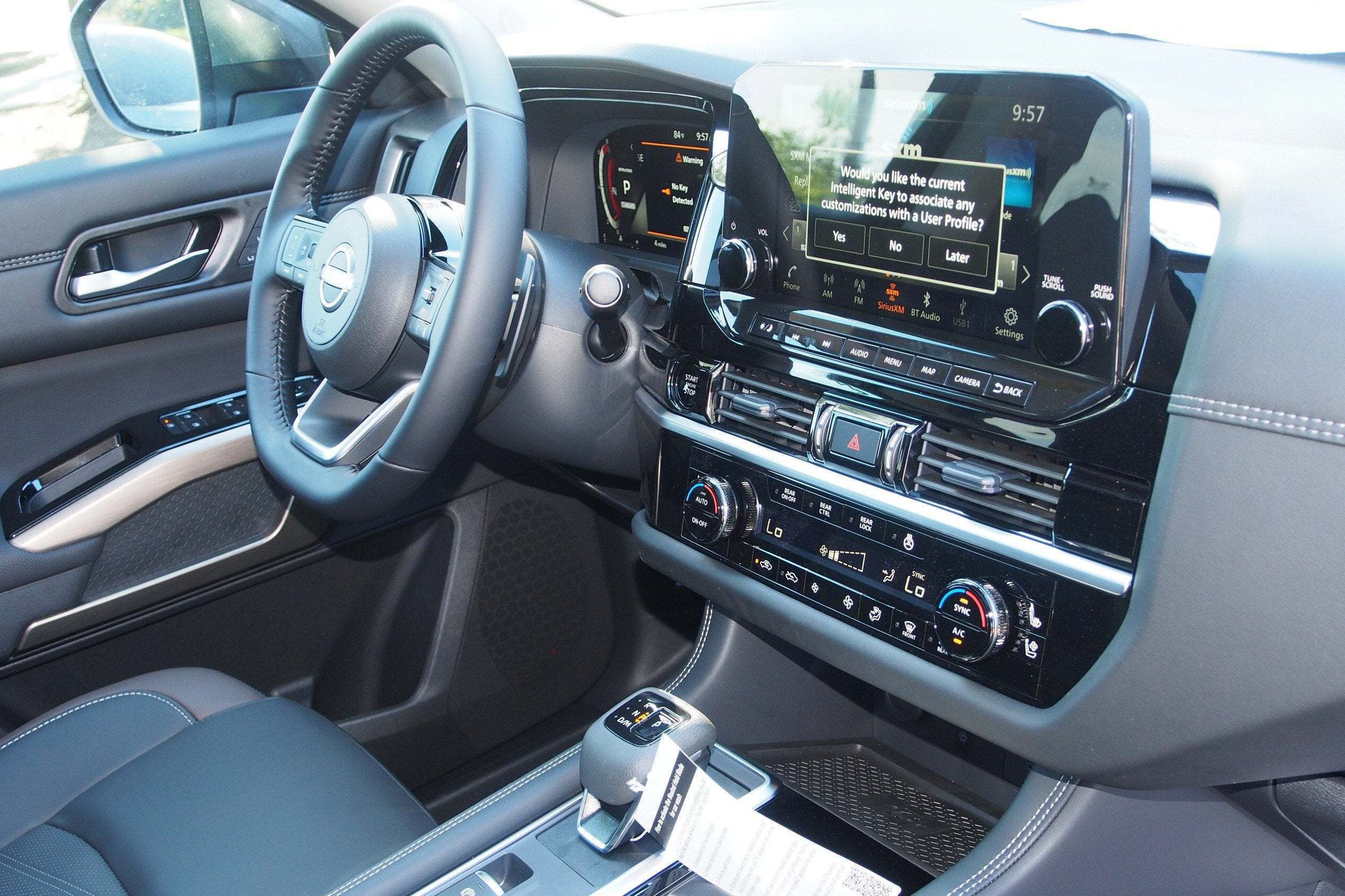 2025 Nissan Pathfinder Platinum