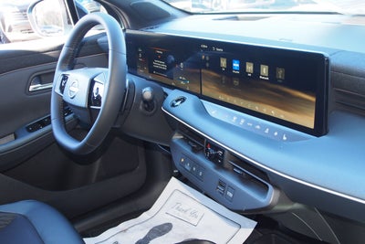 2026 Nissan LEAF PLATINUM+