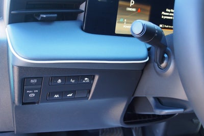 2026 Nissan LEAF PLATINUM+