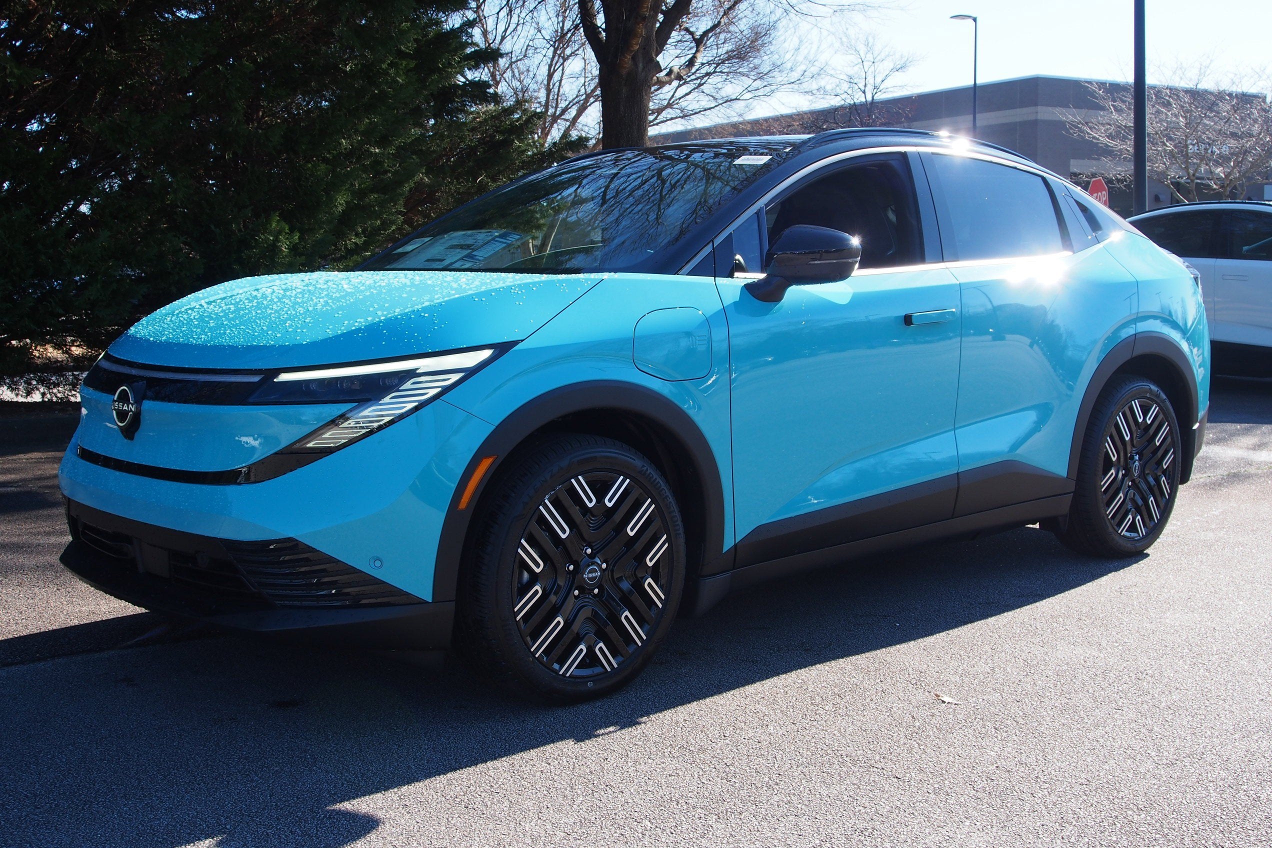 2026 Nissan LEAF PLATINUM+