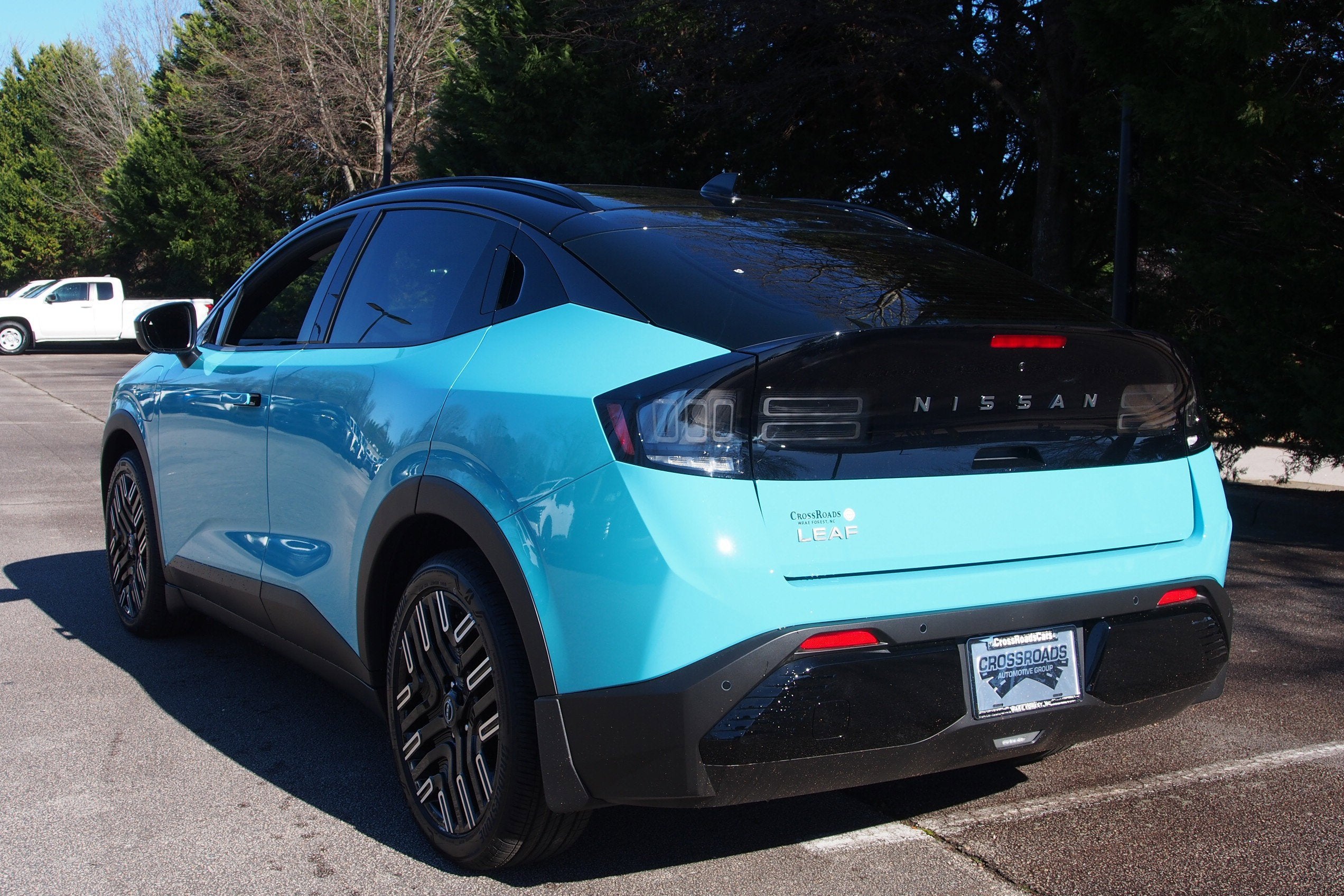 2026 Nissan LEAF PLATINUM+