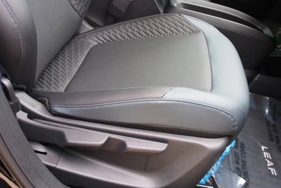 2026 Nissan LEAF PLATINUM+