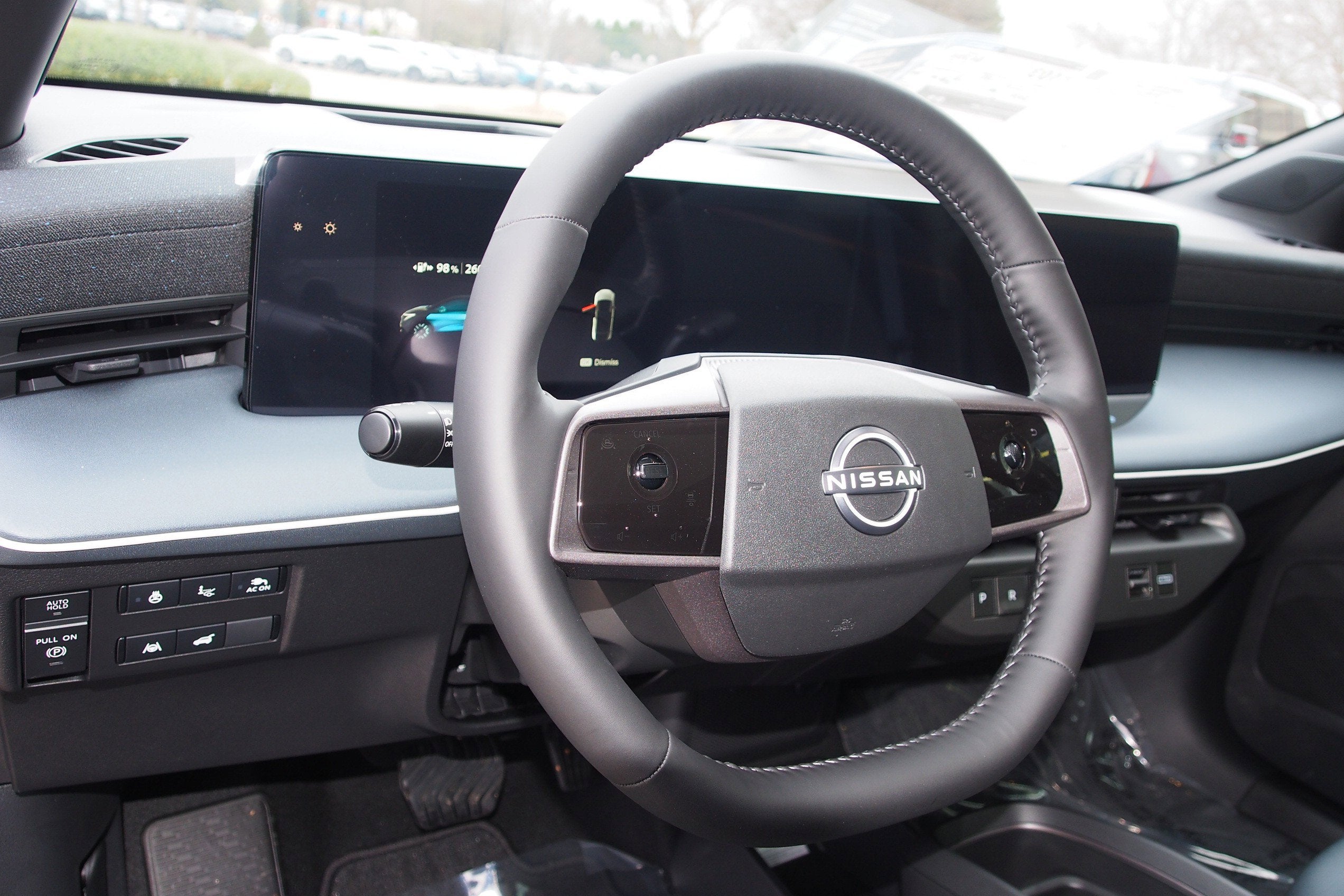 2026 Nissan LEAF PLATINUM+