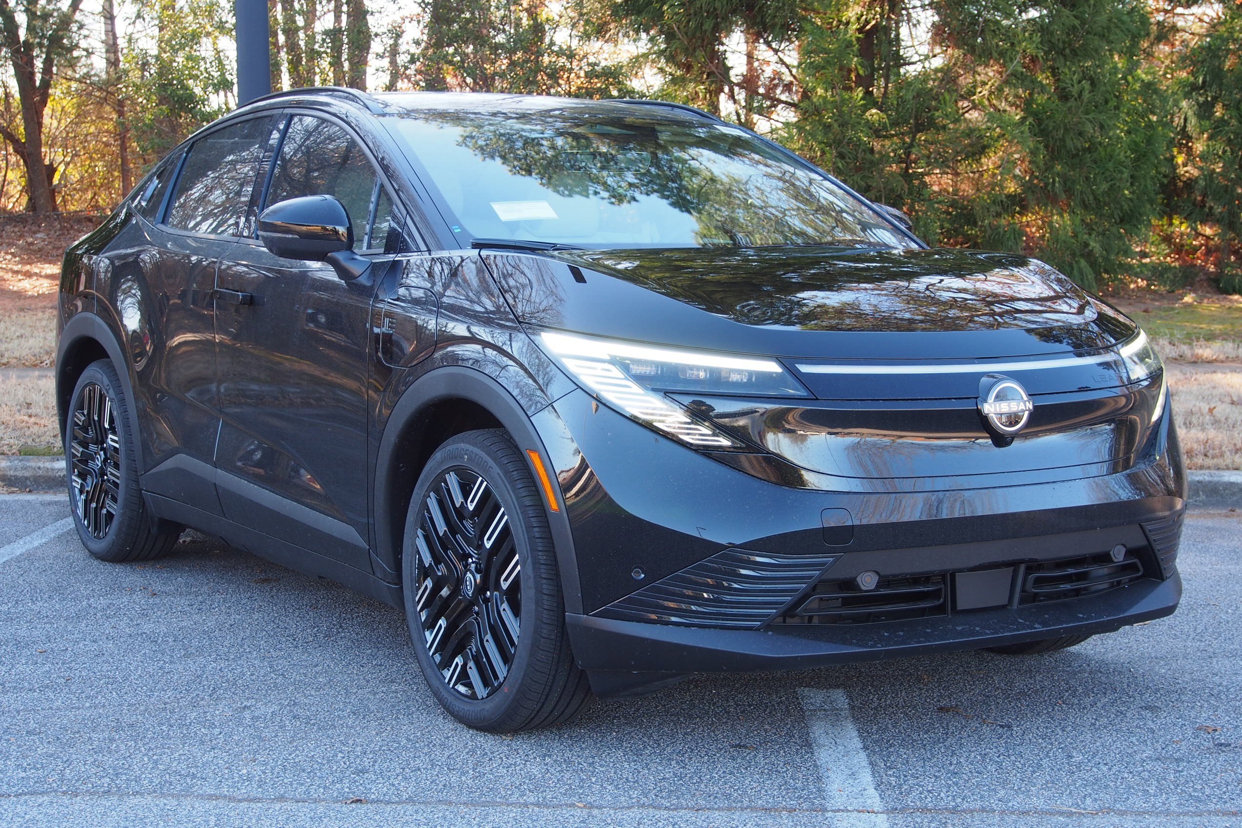 2026 Nissan LEAF PLATINUM+