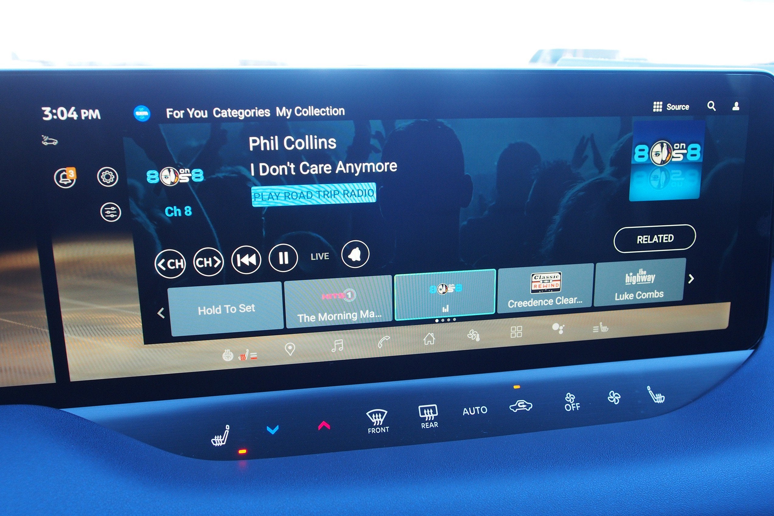 2026 Nissan LEAF PLATINUM+