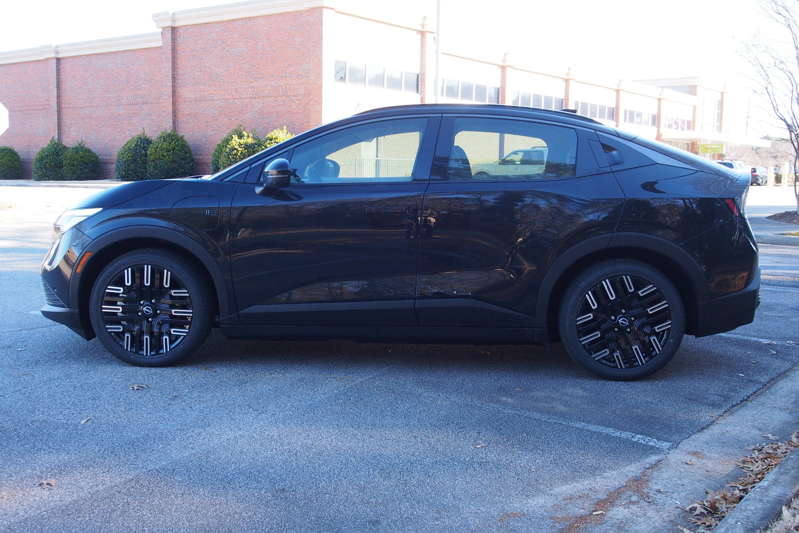 2026 Nissan LEAF PLATINUM+