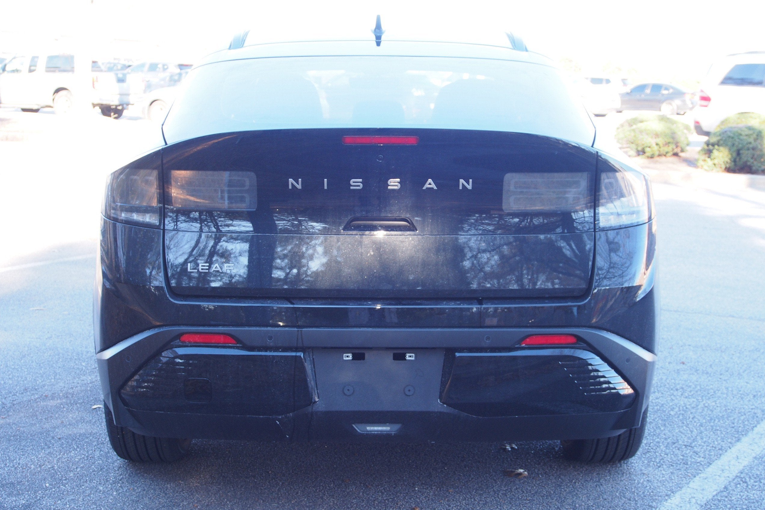 2026 Nissan LEAF PLATINUM+