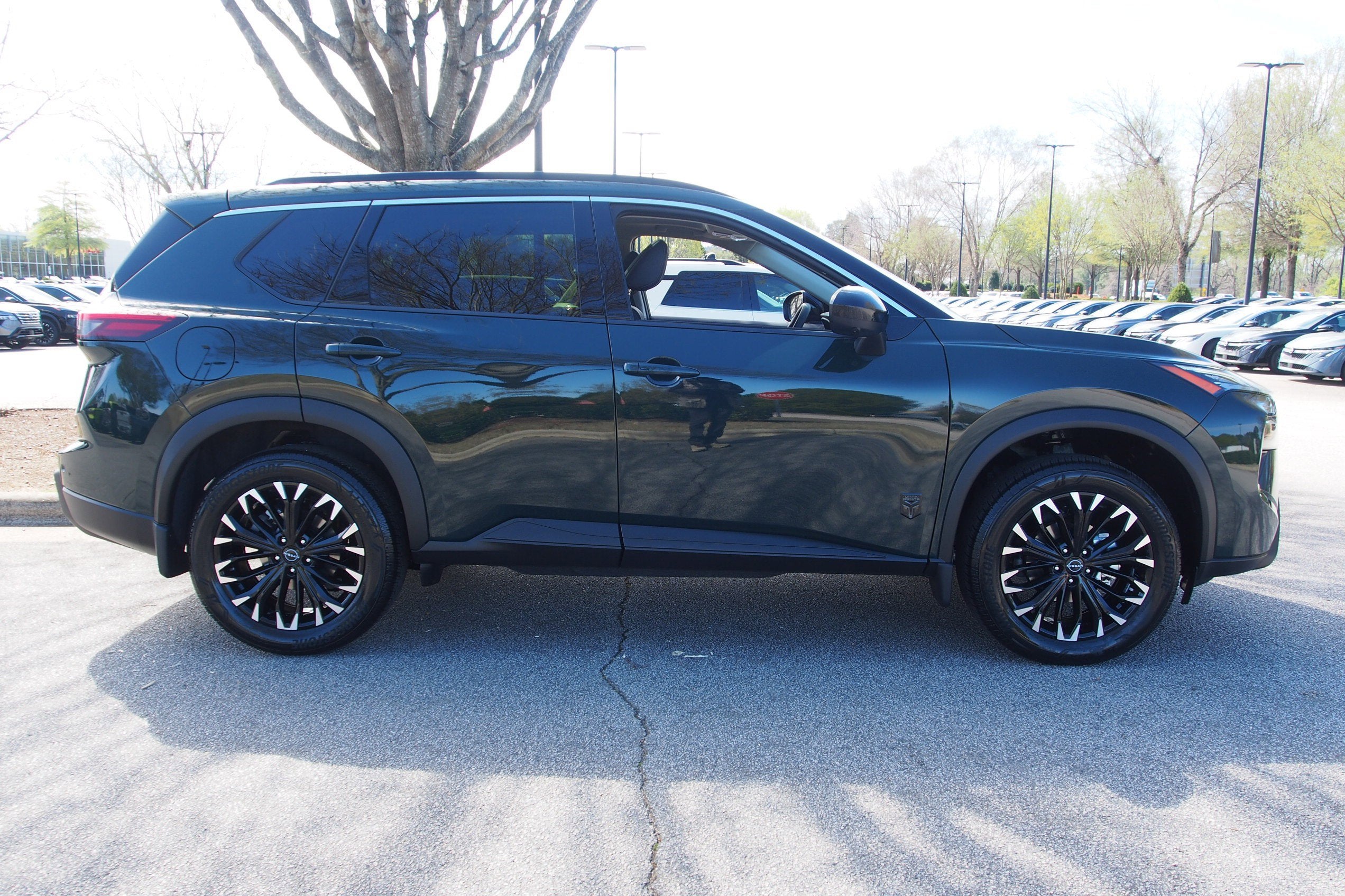 2026 Nissan Rogue Dark Armor