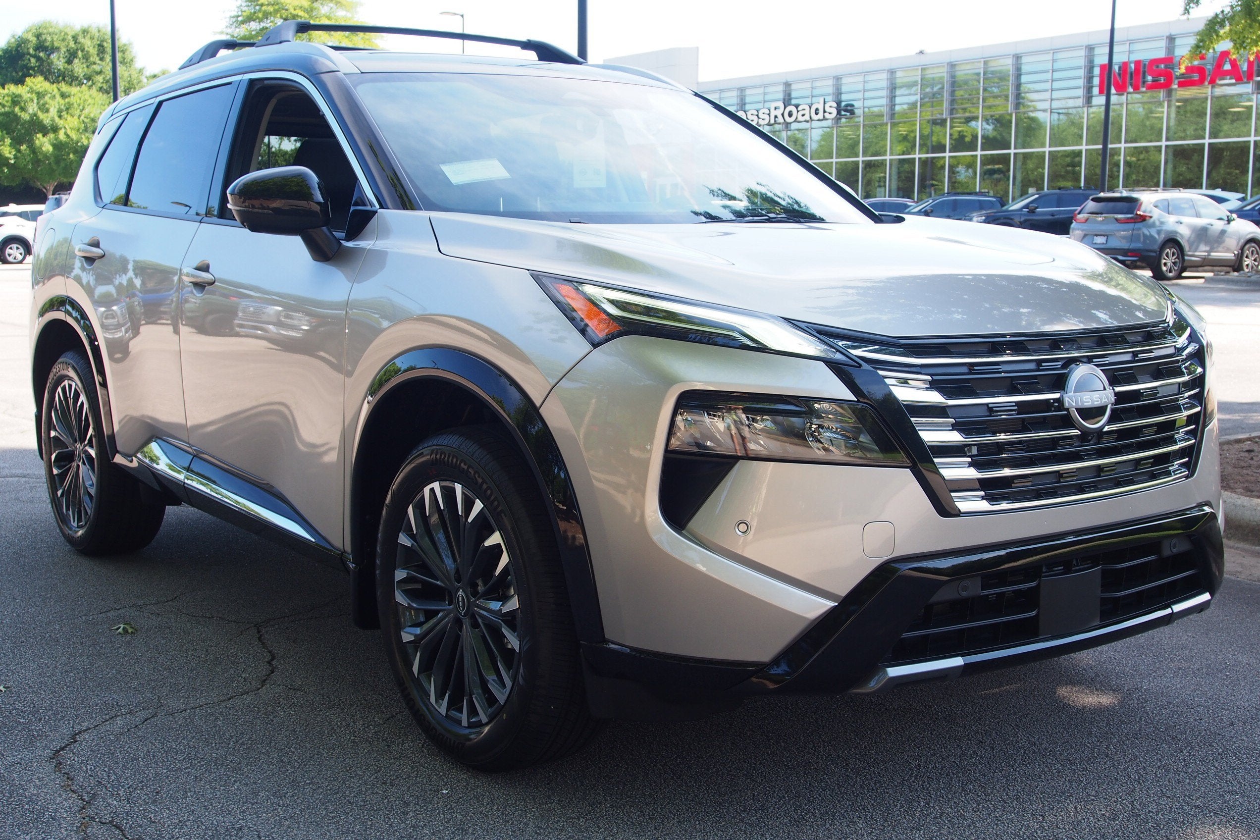 2026 Nissan Rogue Platinum AWD's photo