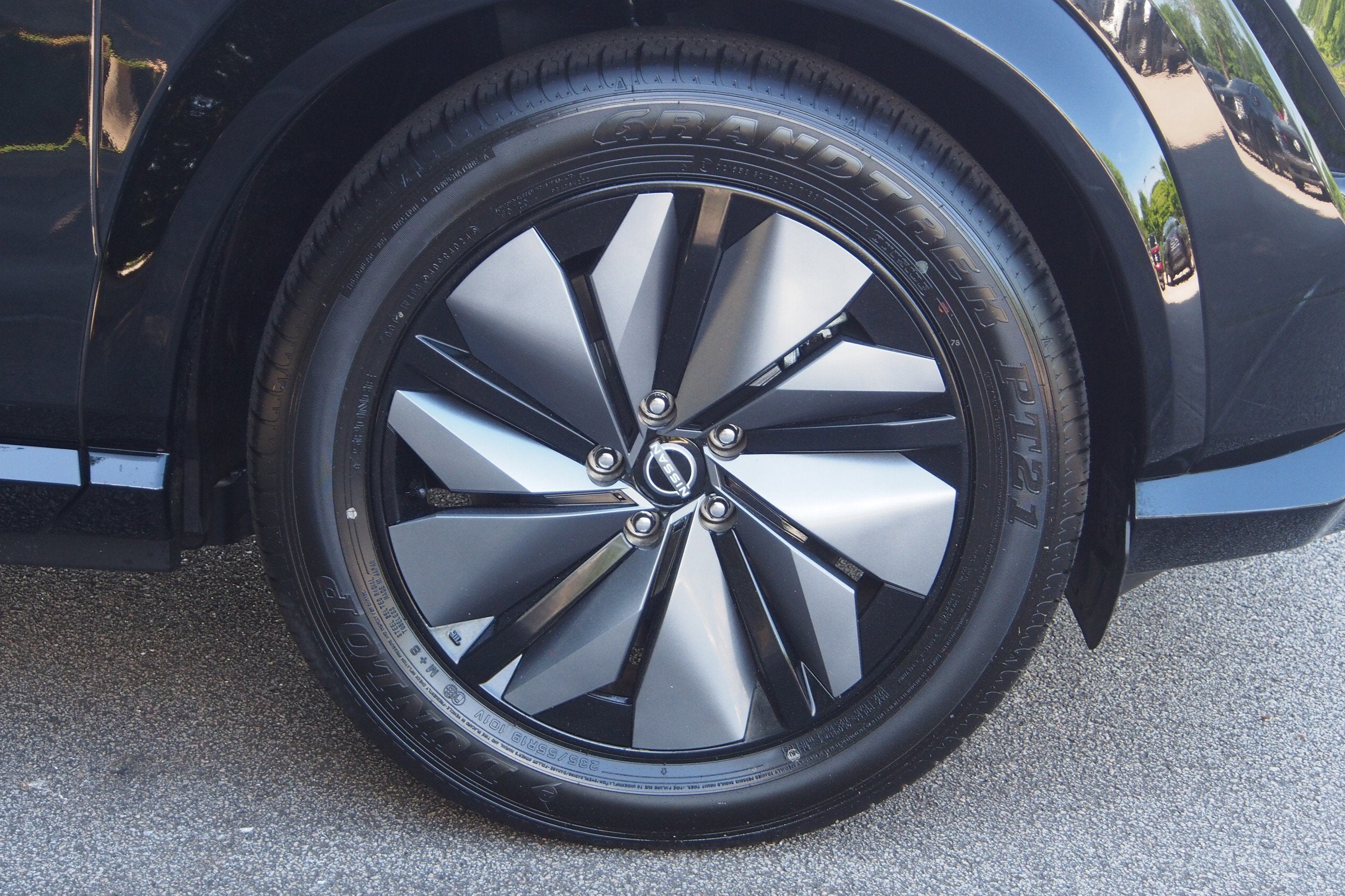 2025 Nissan ARIYA EVOLVE+