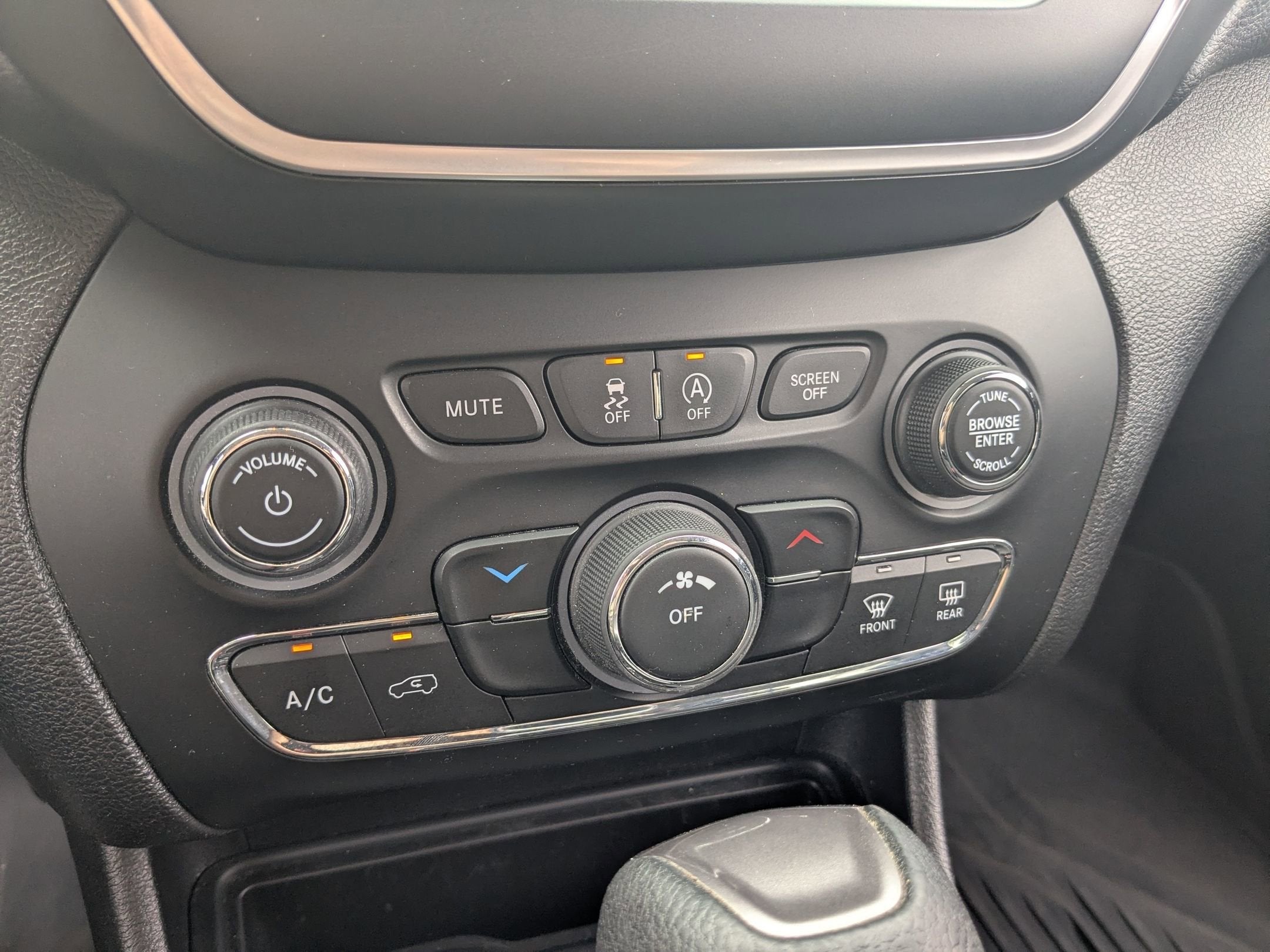 2020 Jeep Cherokee Latitude