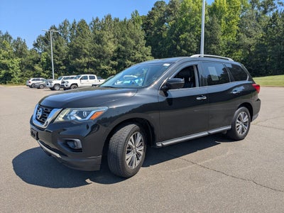 2019 Nissan Pathfinder SL