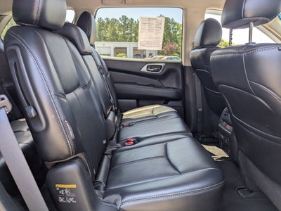 2019 Nissan Pathfinder SL