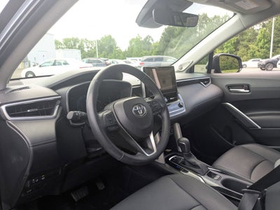 2023 Toyota Corolla Cross XLE
