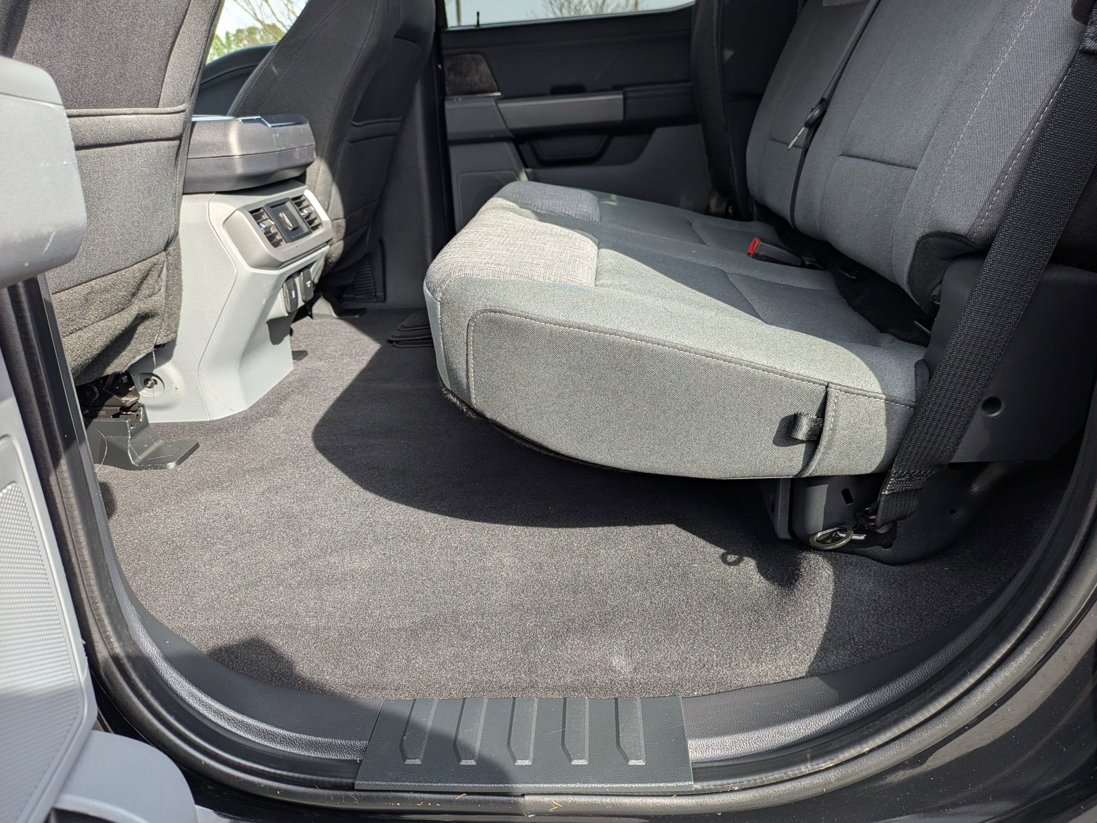 2023 Ford F-150 Lightning XLT