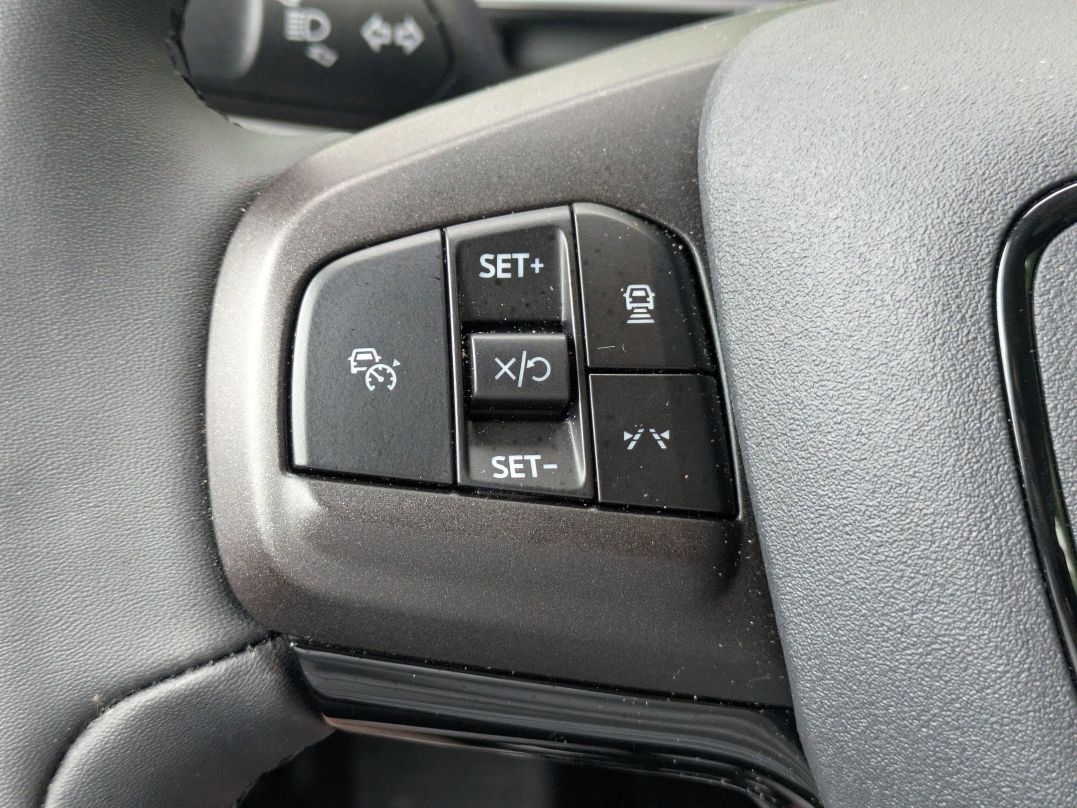 2022 Ford Mustang Mach-E Select