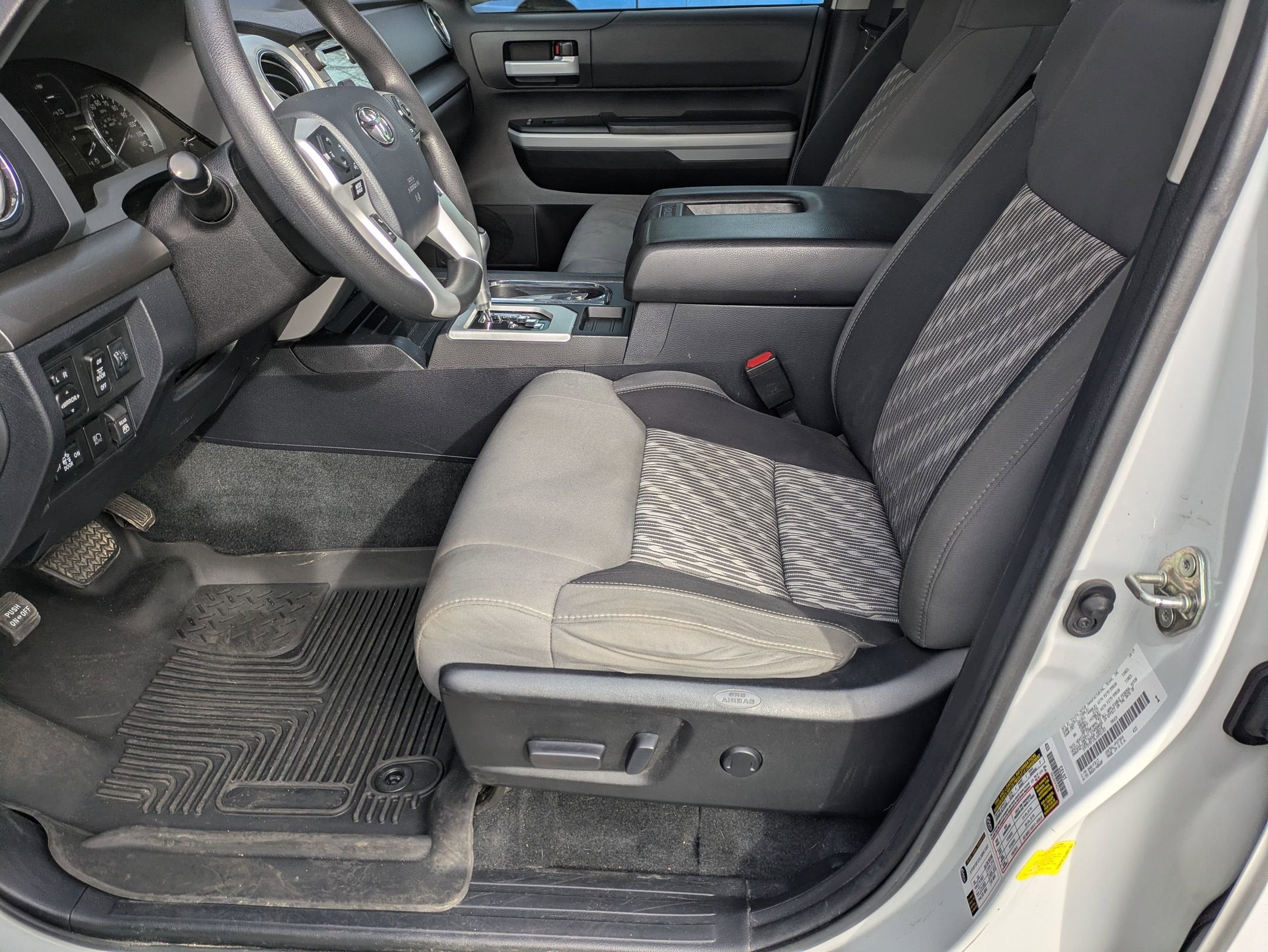 2020 Toyota Tundra 4WD SR5