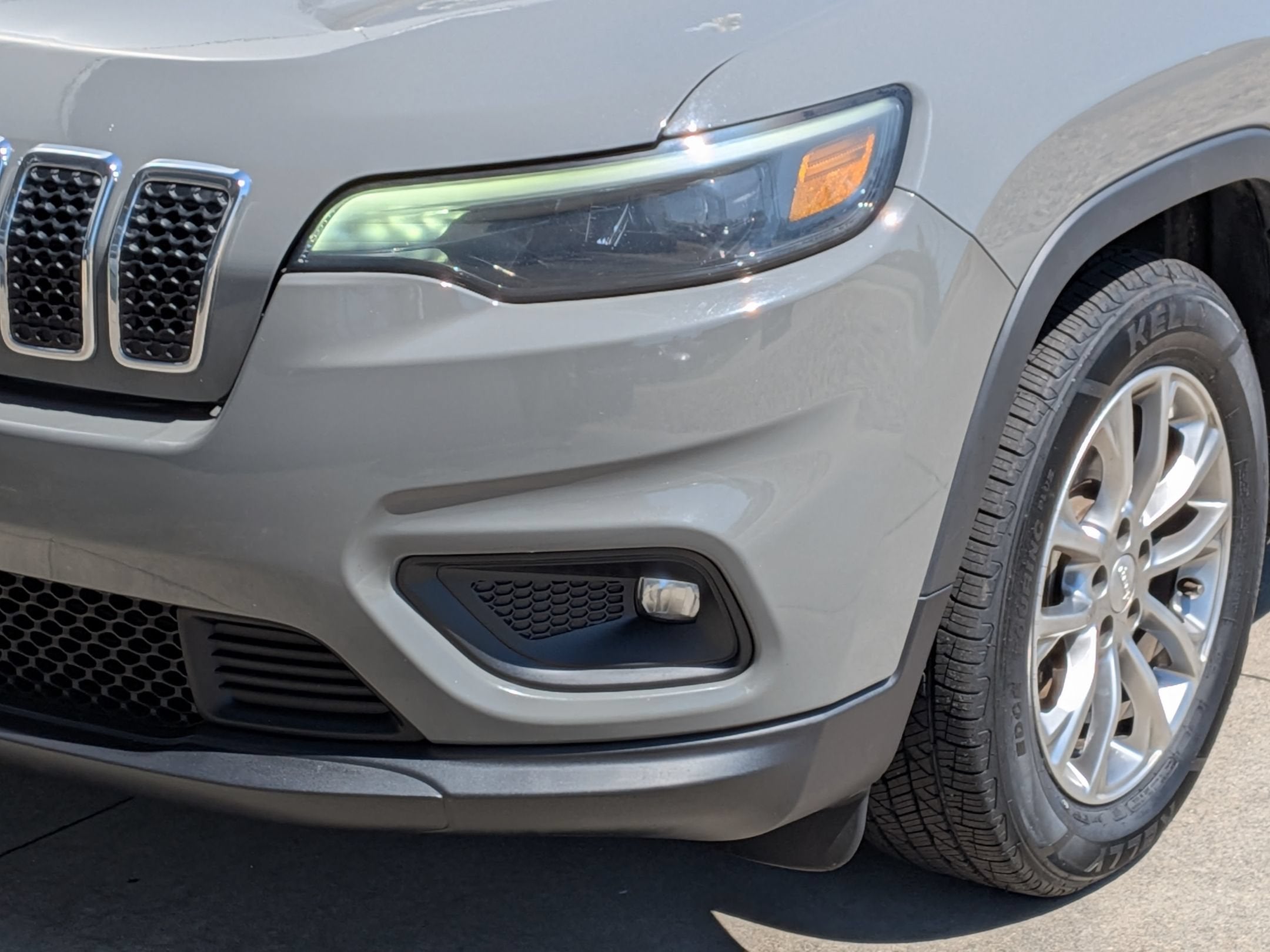 2022 Jeep Cherokee Latitude Lux