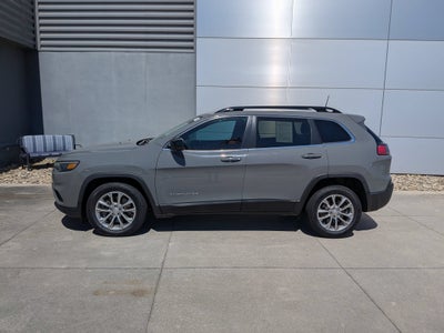 2022 Jeep Cherokee Latitude Lux