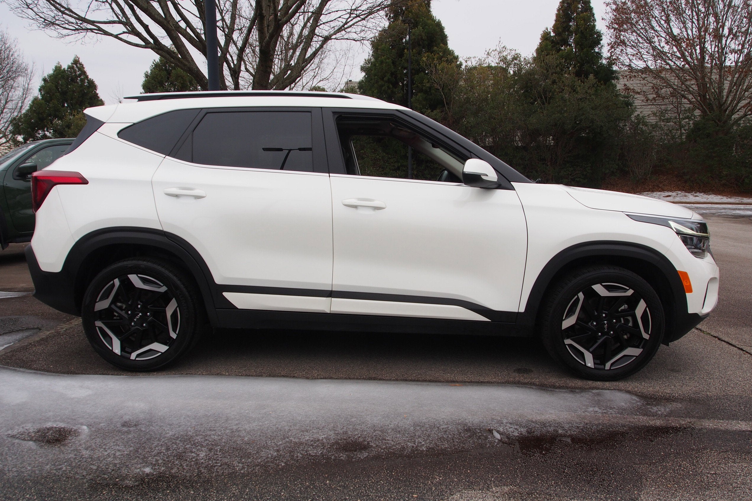 2025 Kia Seltos SX