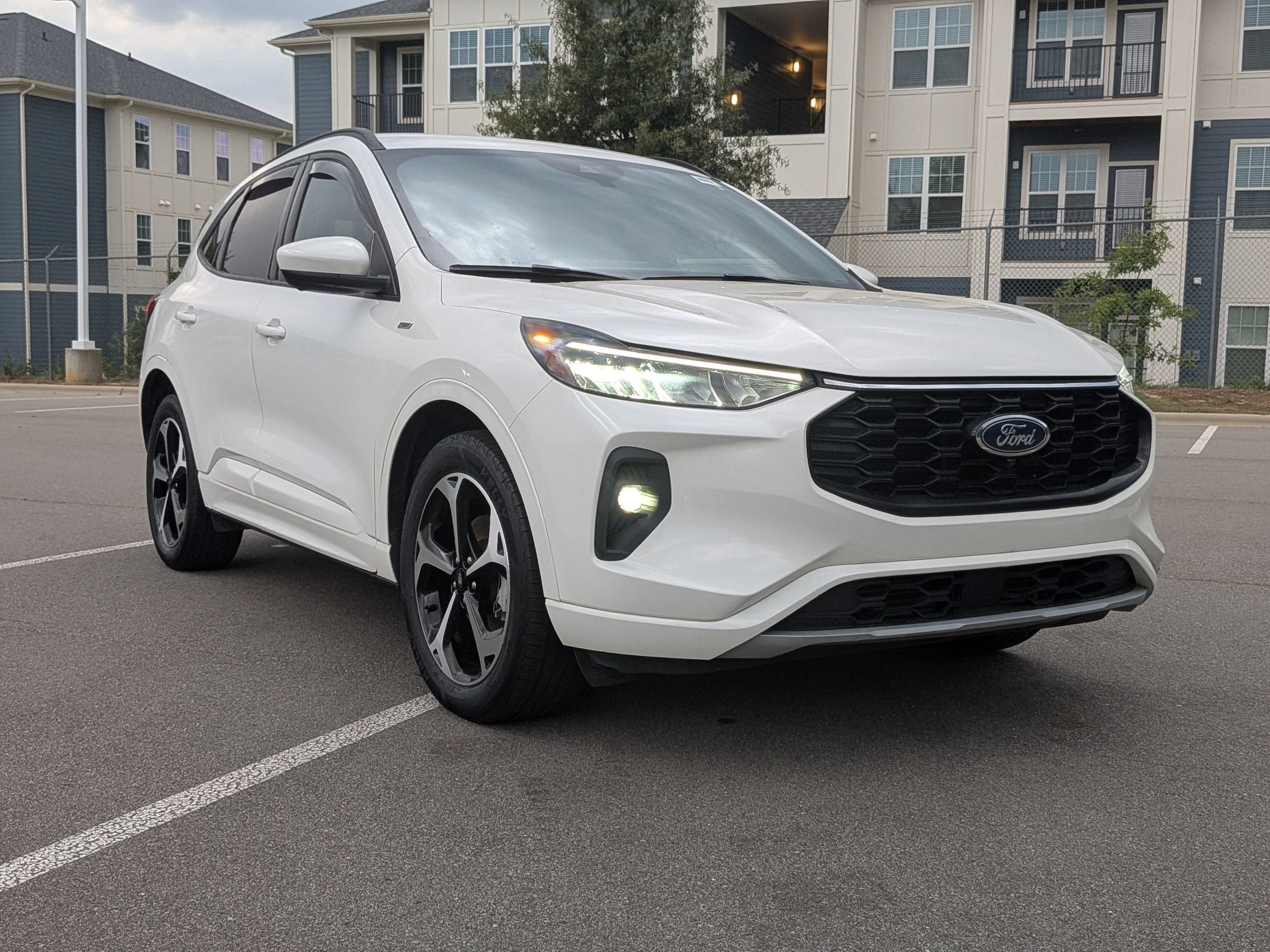 2023 Ford Escape ST-Line Select