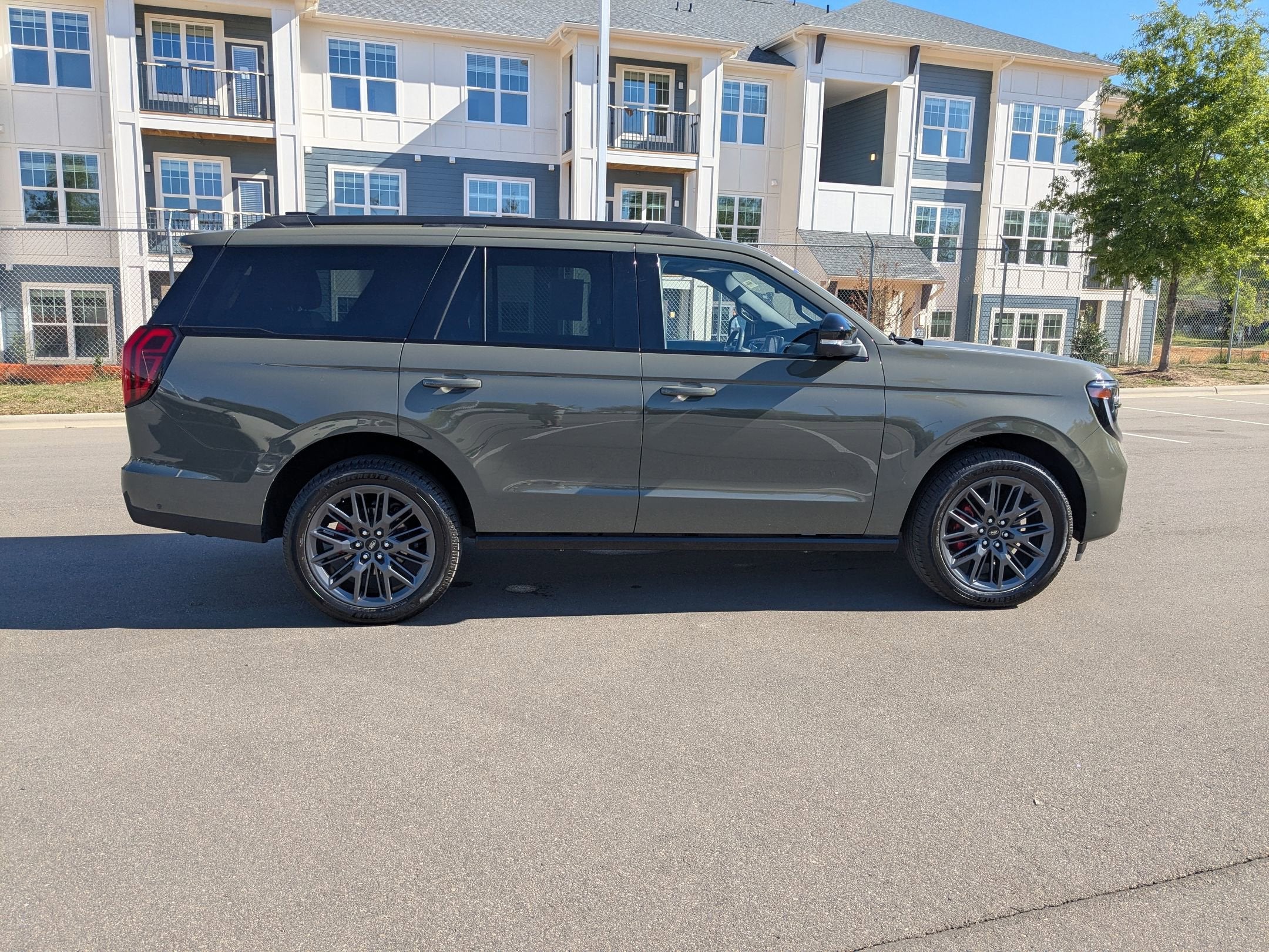 2025 Ford Expedition Platinum