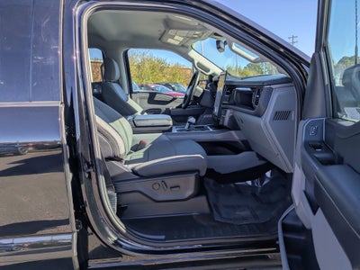 2024 Ford F-150 Lightning Flash