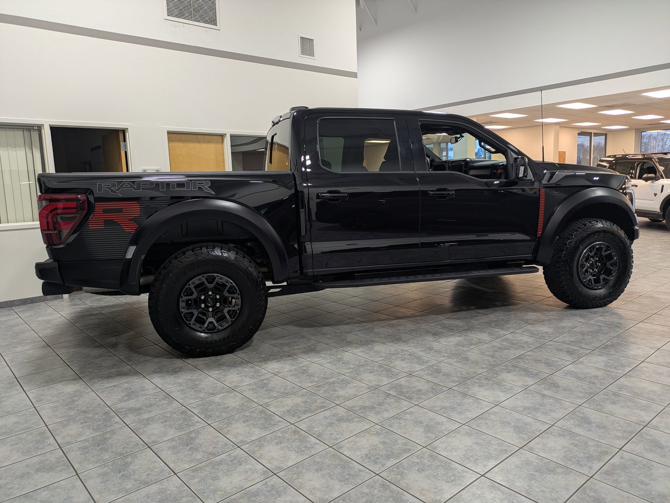 2024 Ford F-150 Raptor R