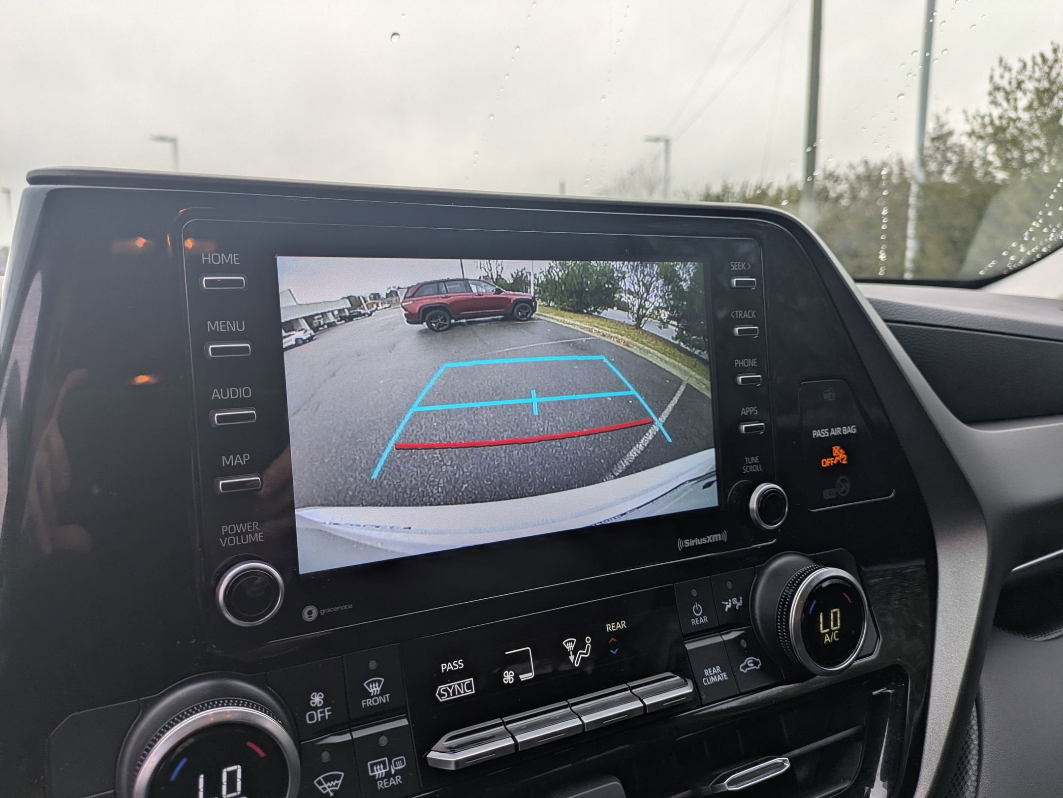 2021 Toyota Highlander L