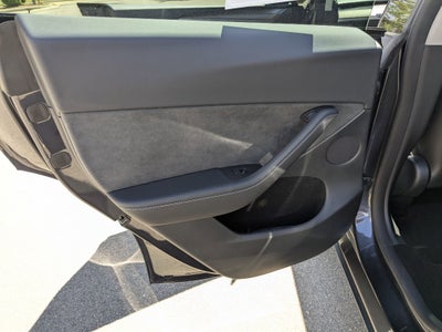 2024 Tesla Model Y Base