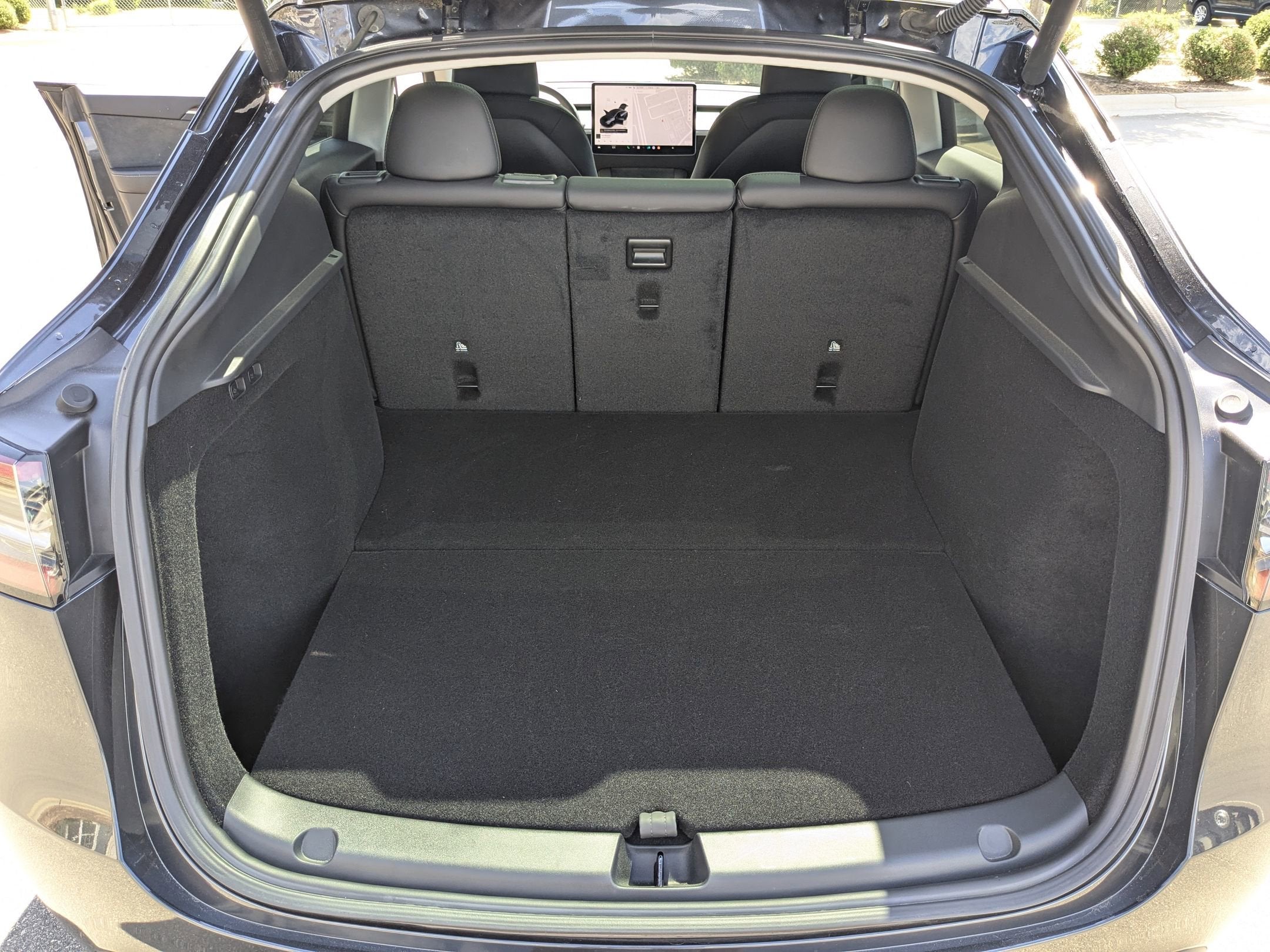 2024 Tesla Model Y Base