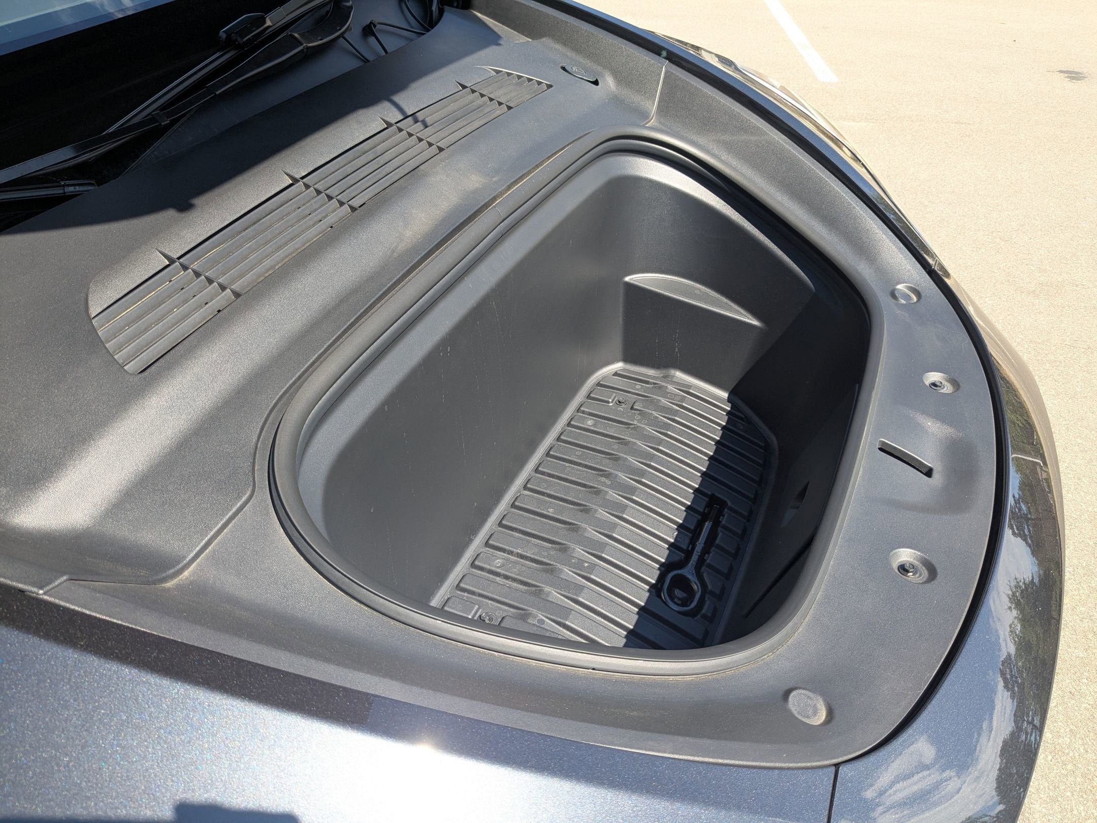 2024 Tesla Model Y Base