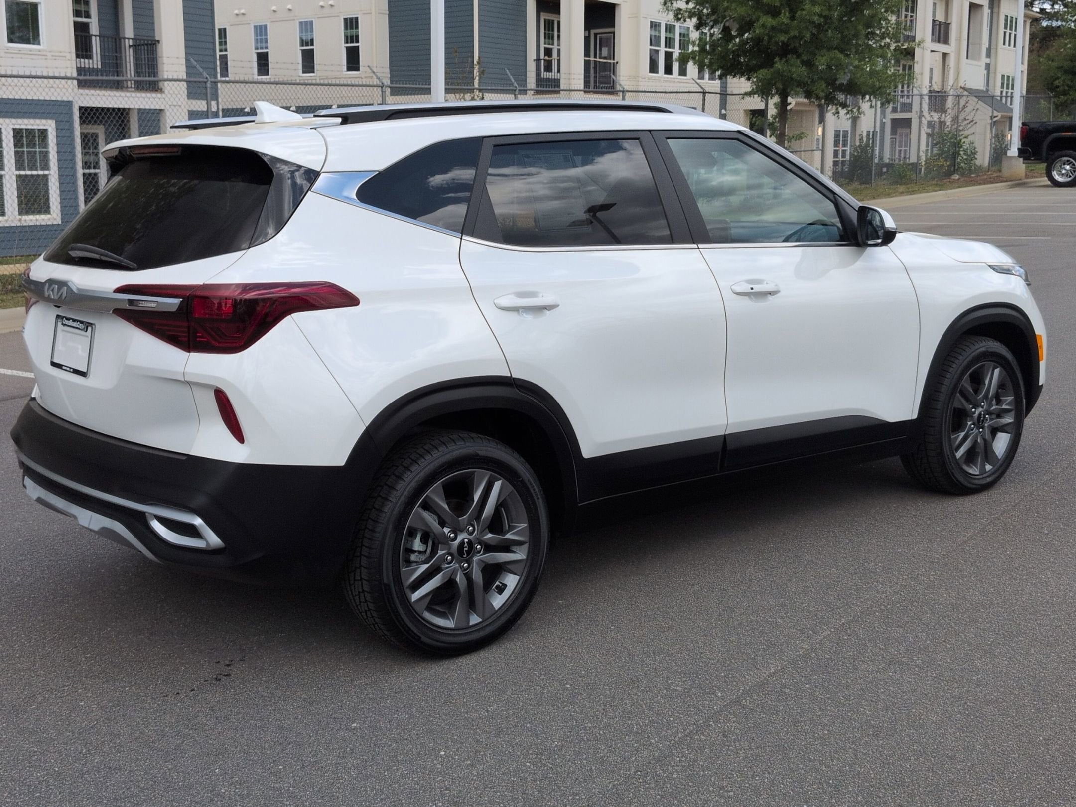 2023 Kia Seltos S