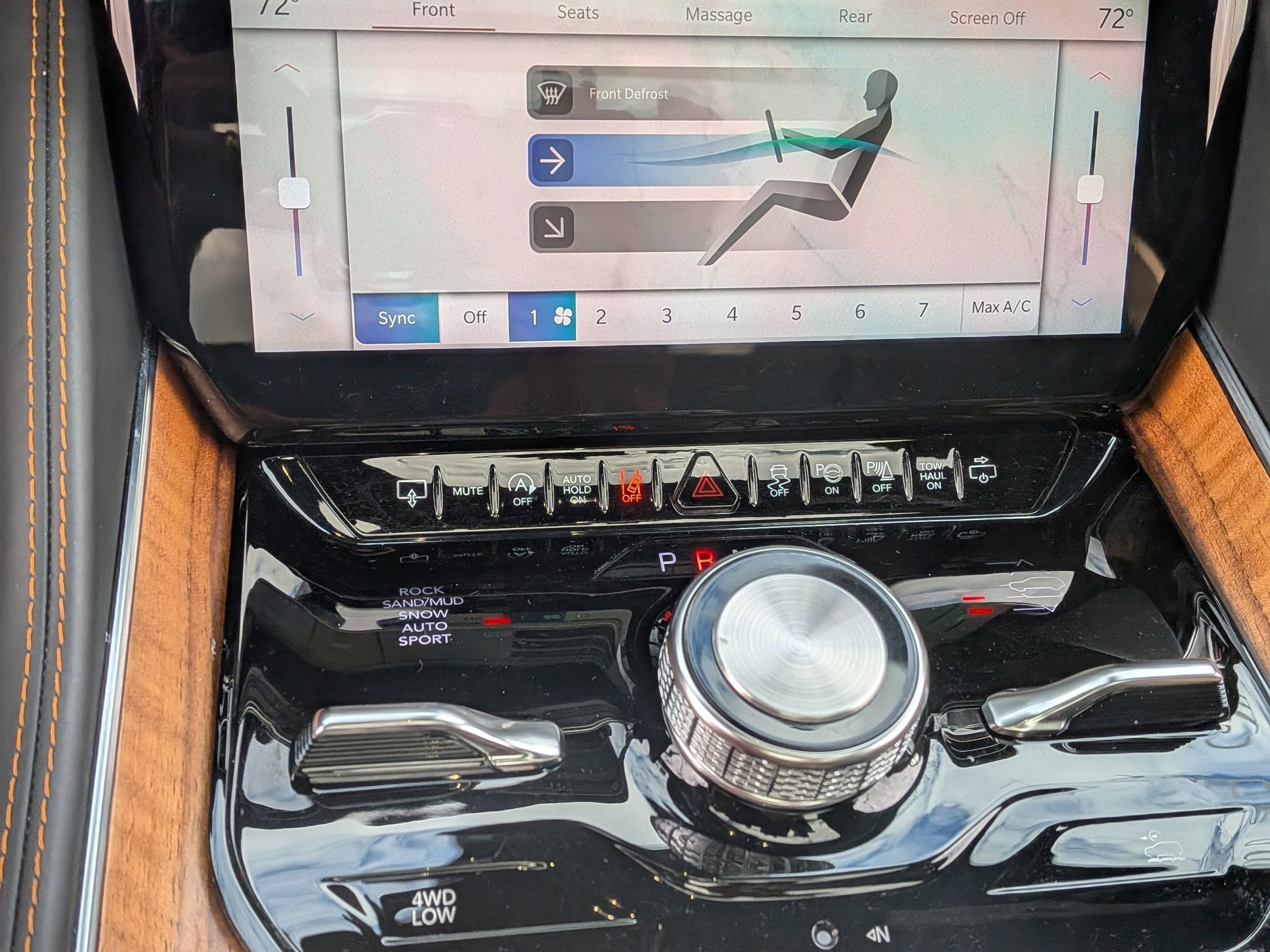 2023 Jeep Grand Wagoneer Series III