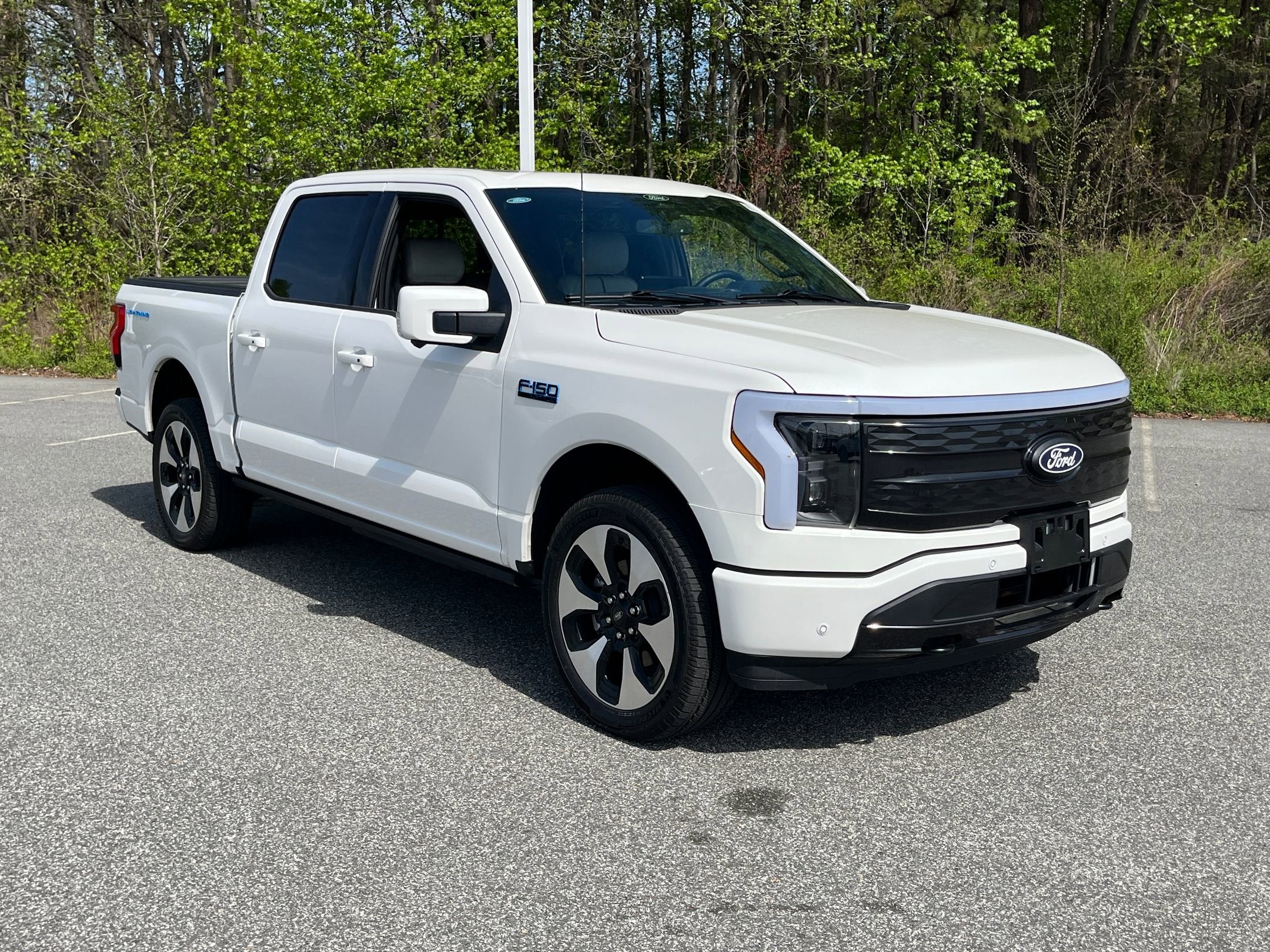 2025 Ford F-150 Lightning Platinum