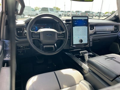 2025 Ford F-150 Lightning Platinum