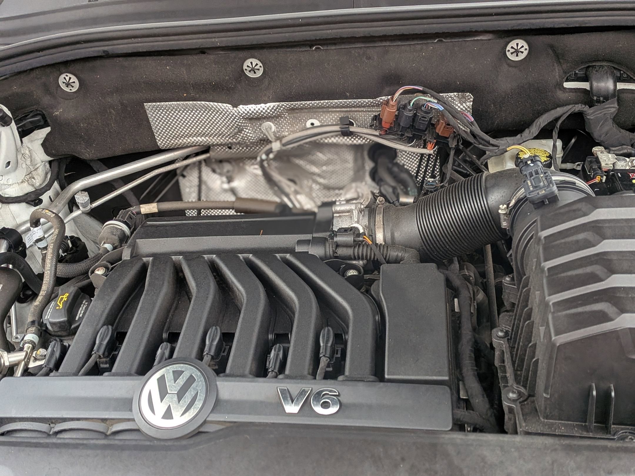 2022 Volkswagen Atlas Cross Sport 3.6L V6 SE w/Technology