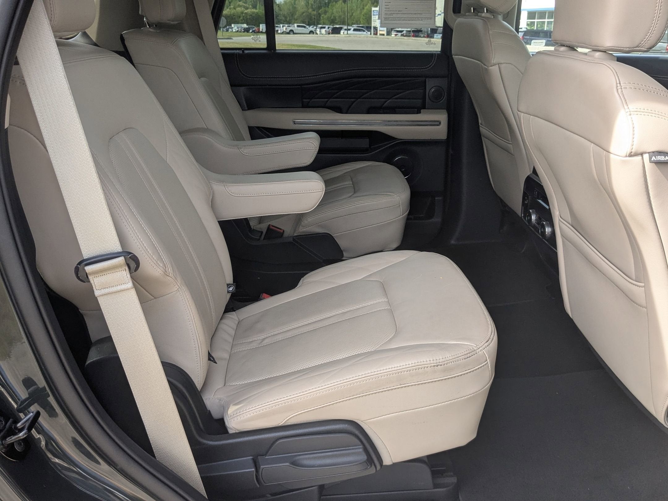 2022 Ford Expedition Platinum