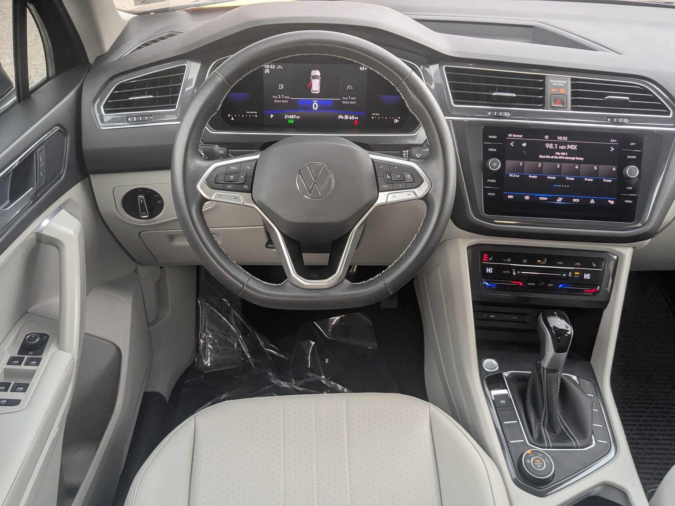 2022 Volkswagen Tiguan SE