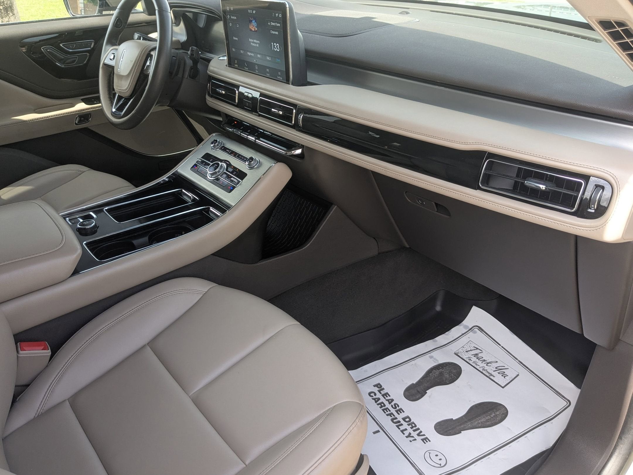 2023 Lincoln Aviator Standard
