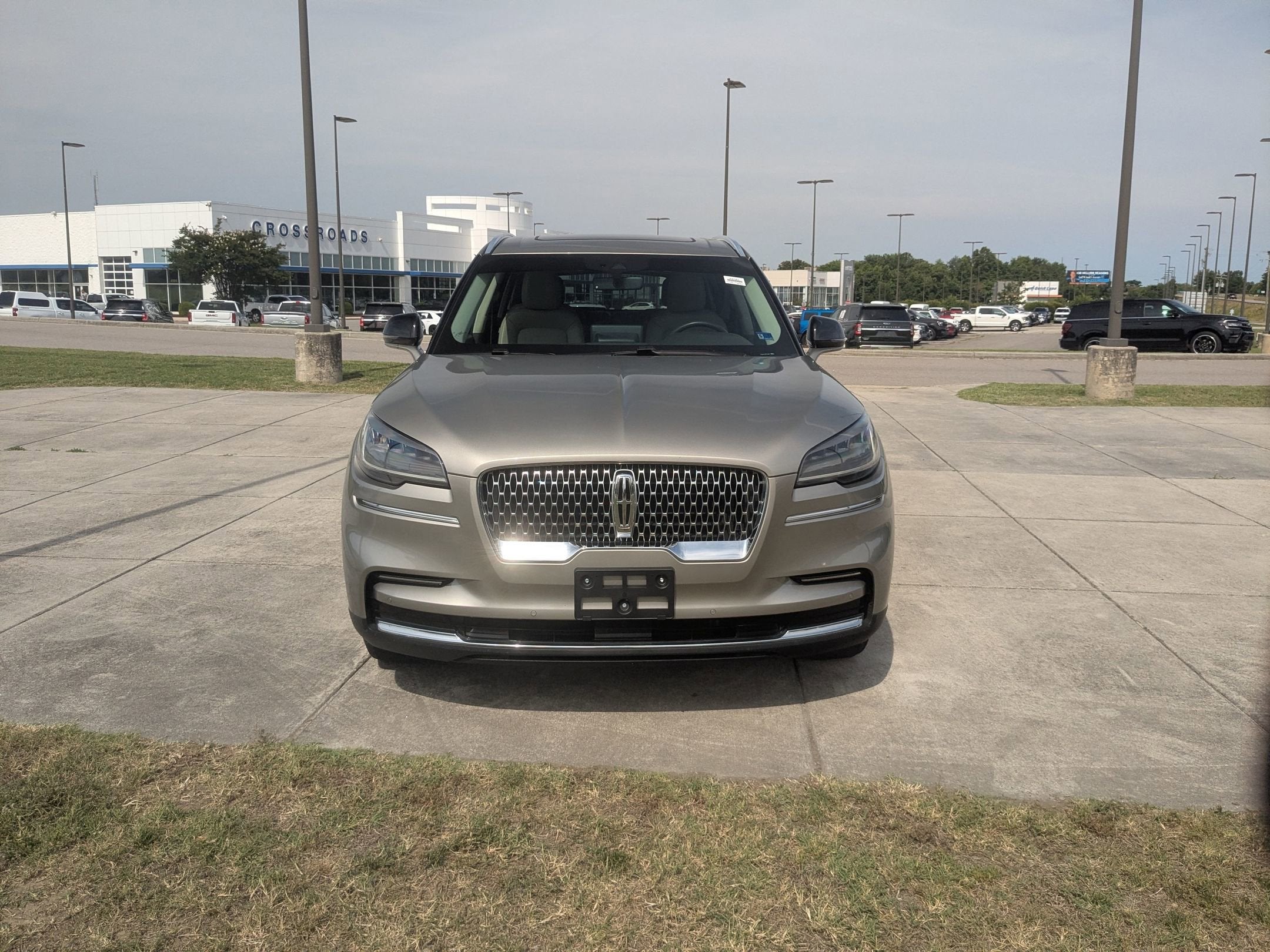 2023 Lincoln Aviator Standard