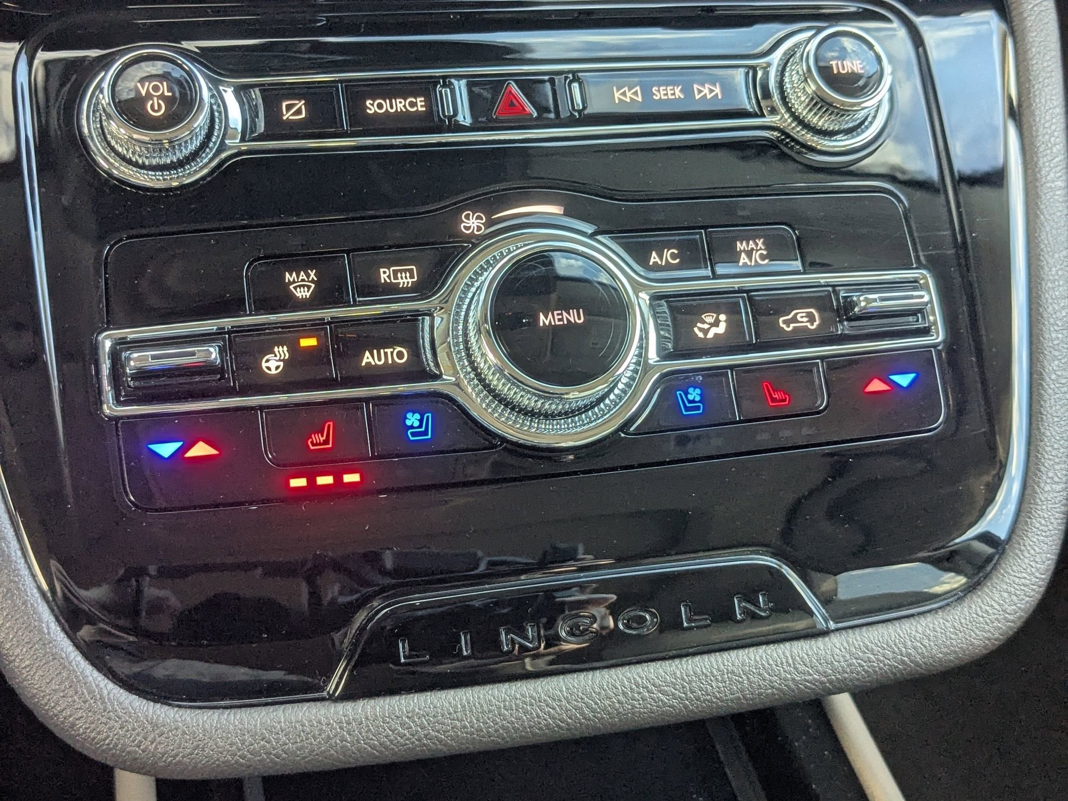 2022 Lincoln Corsair Standard