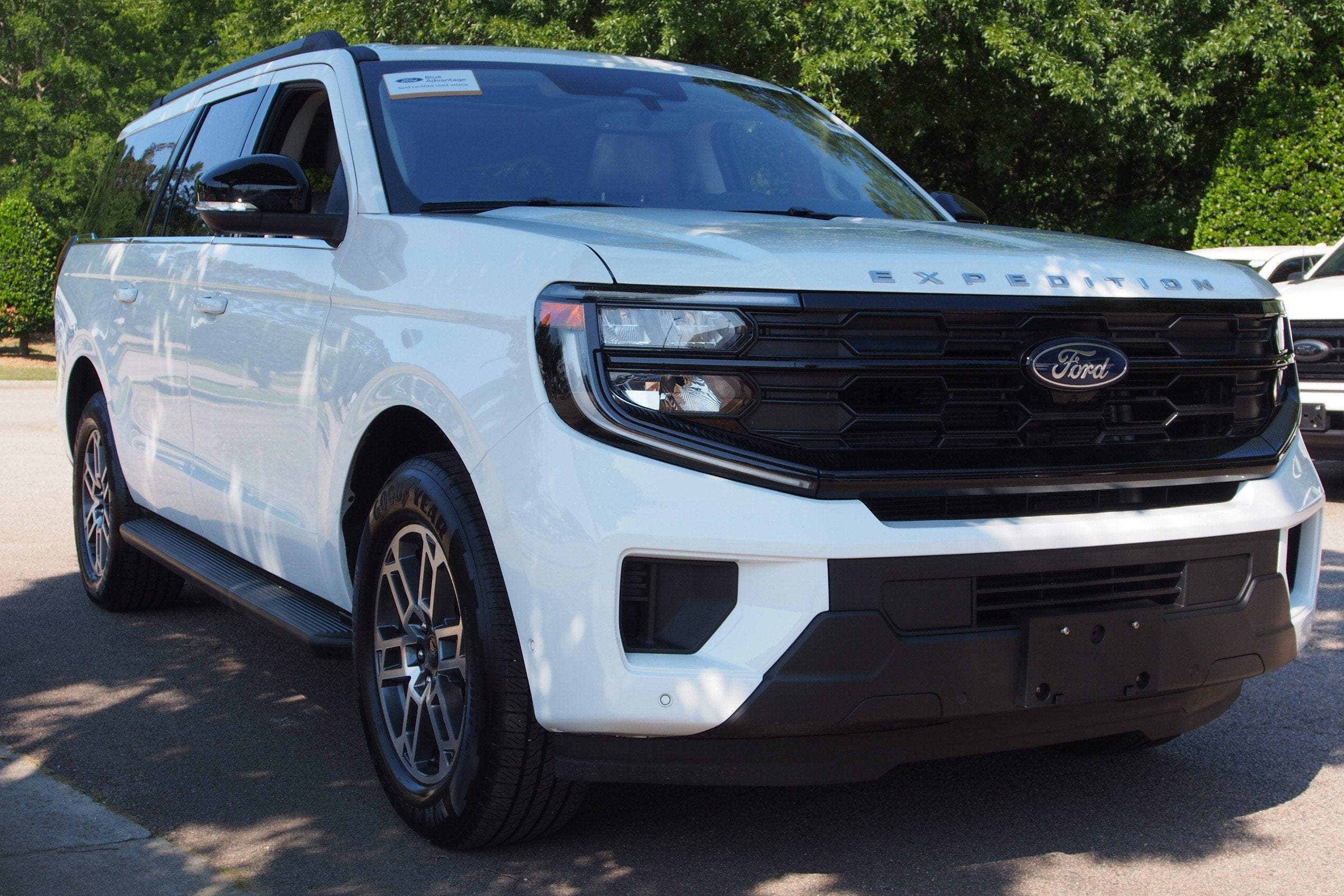 2025 Ford Expedition Max Active
