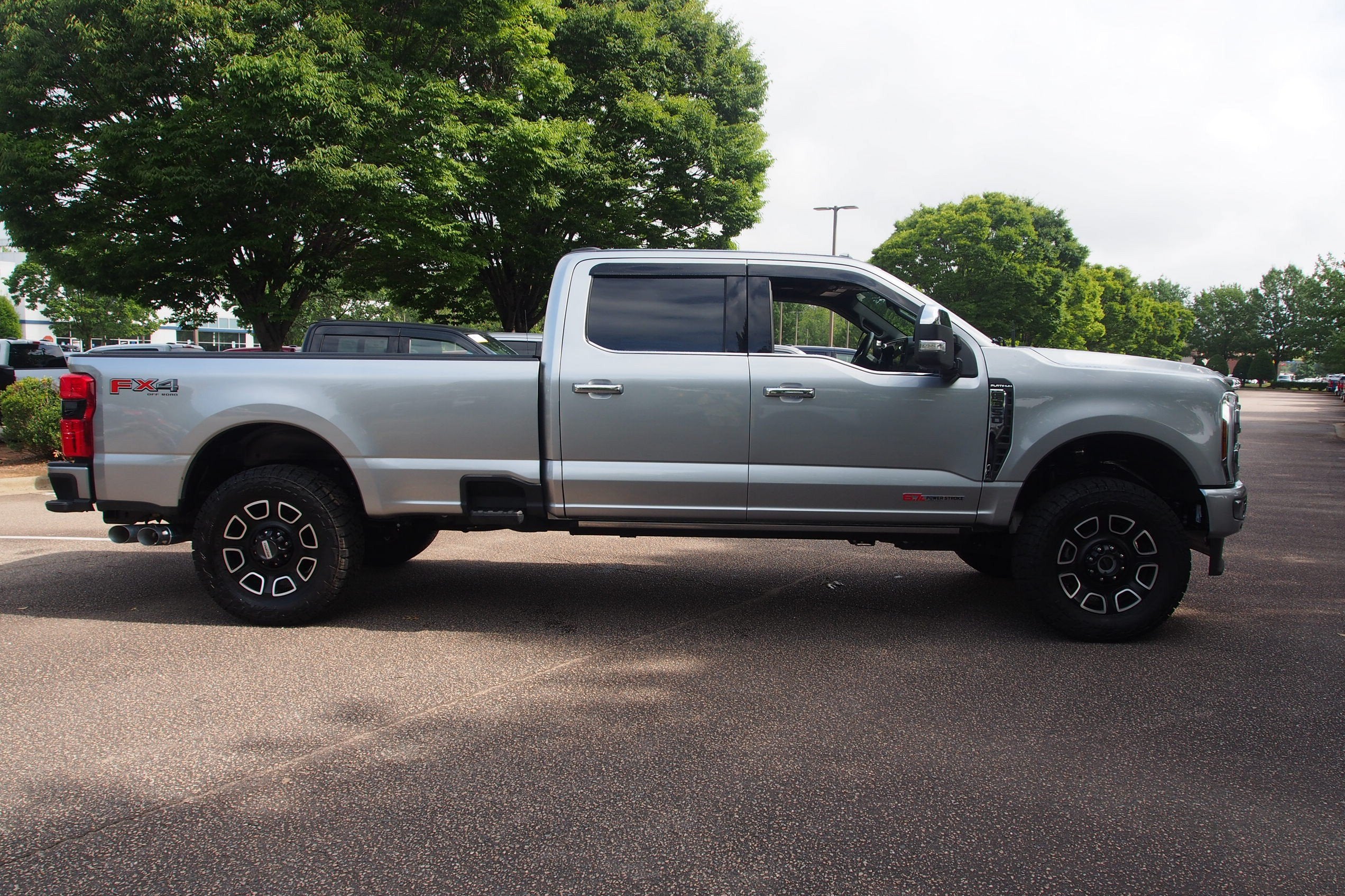 2024 Ford Super Duty F-350 SRW Platinum